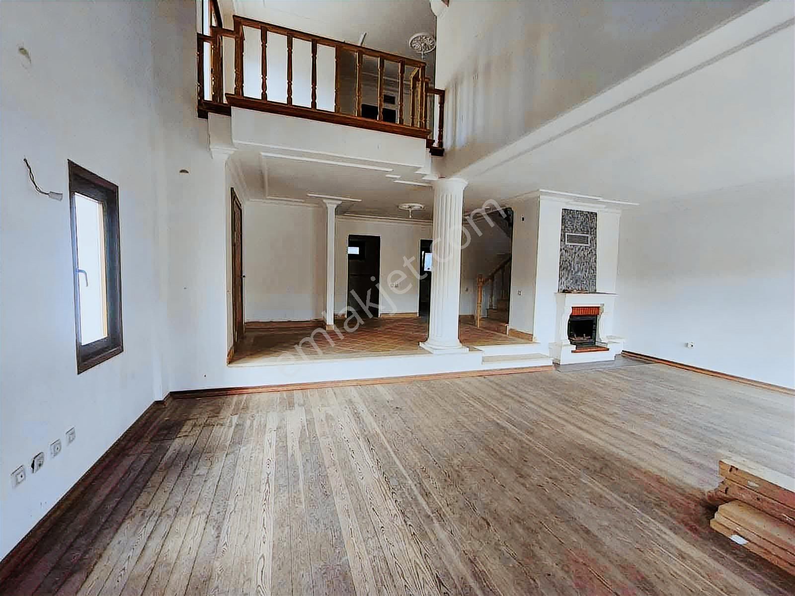 Şile Sahilköy'de Denize Komşu Sitede 480m2 5+2 Satılık Villa - Görsel 25