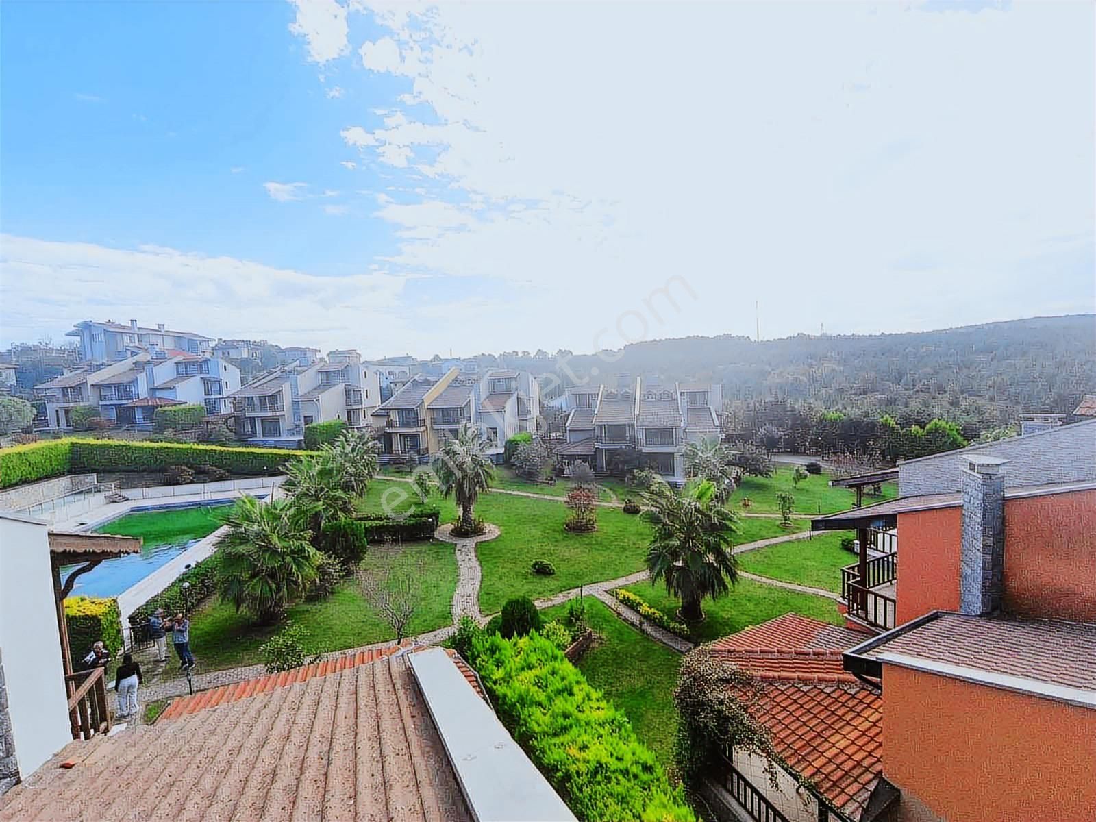 Şile Sahilköy'de Denize Komşu Sitede 480m2 5+2 Satılık Villa - Görsel 8