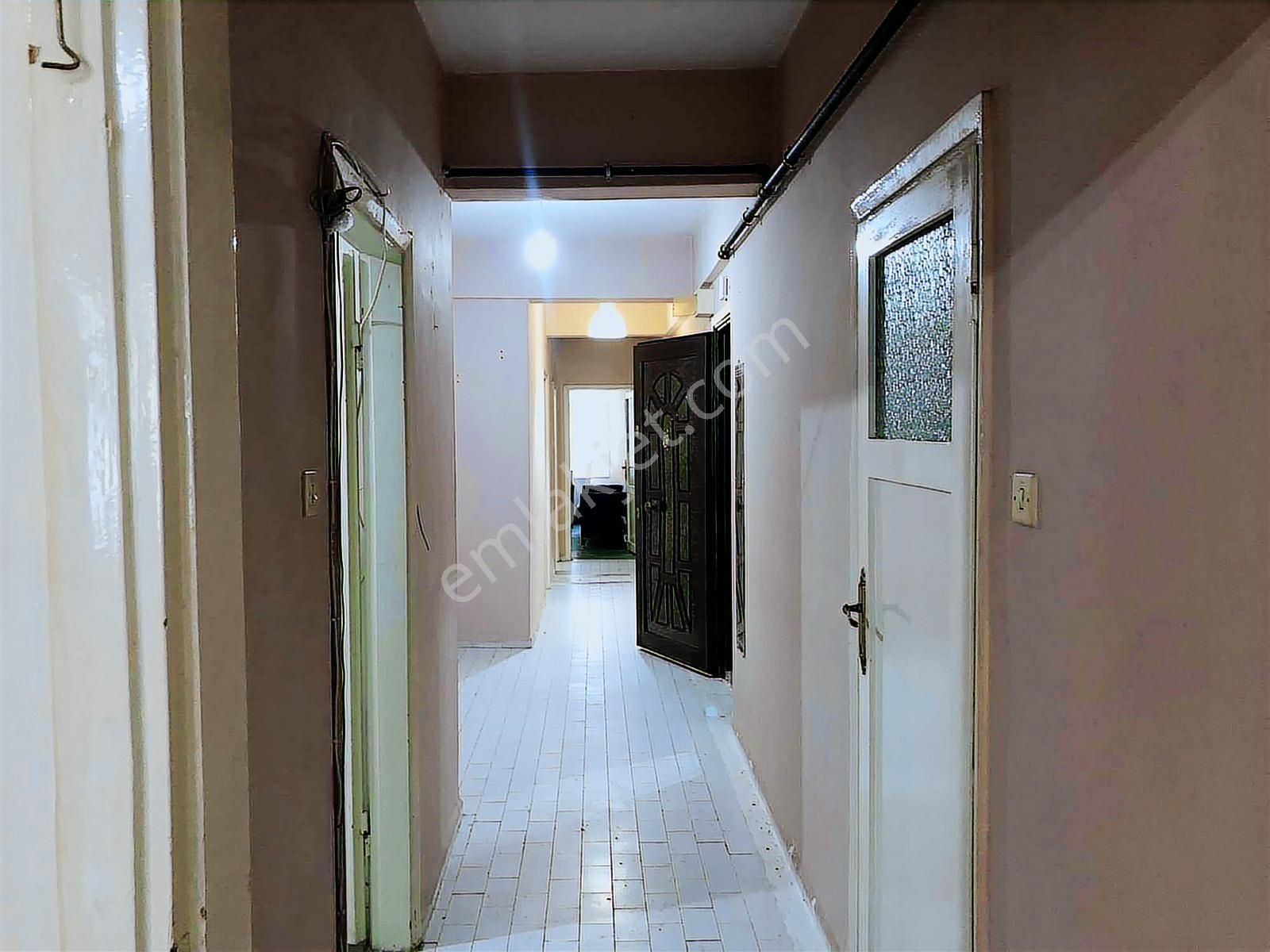 Remax Anka'dan Çarşı Da Merkezi Ve Kullanışlı 3+1 Daire - Görsel 5