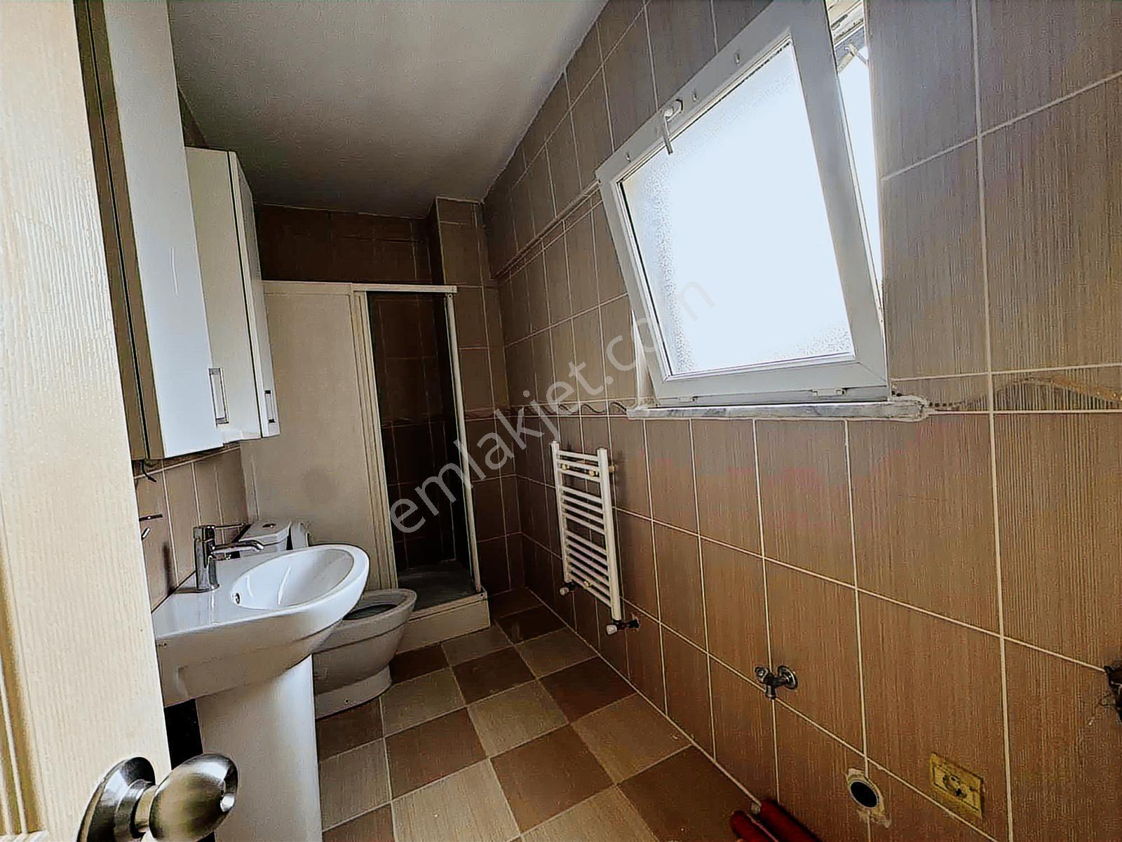 Remax Anka'dan Satılık Salkım Sitesi 5+1 Müstakil Villa - Görsel 26