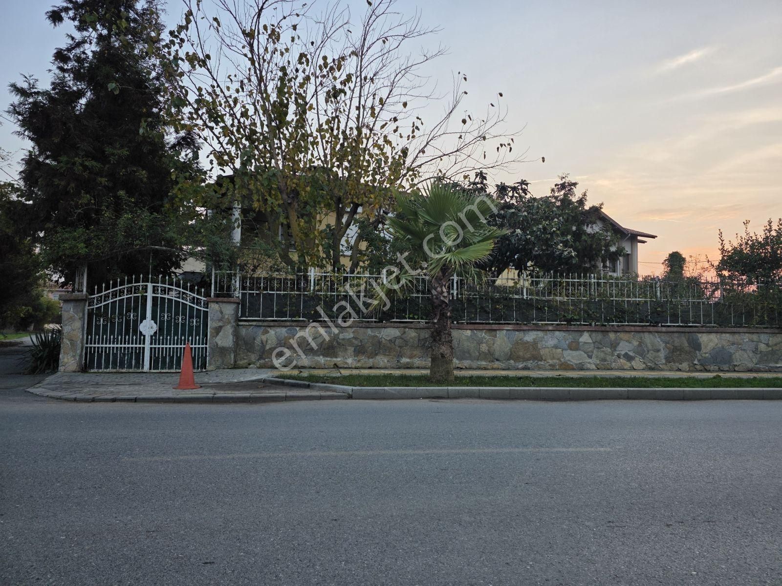 Remax Anka'dan Kumbaba Ana Cad. Cephe Müstakil 3+1 Satılık Villa