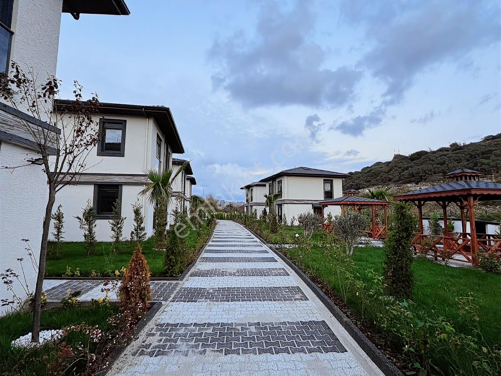 Şile'de Müstakil Bahçeli Satılık 3+1 Villa - Görsel 12