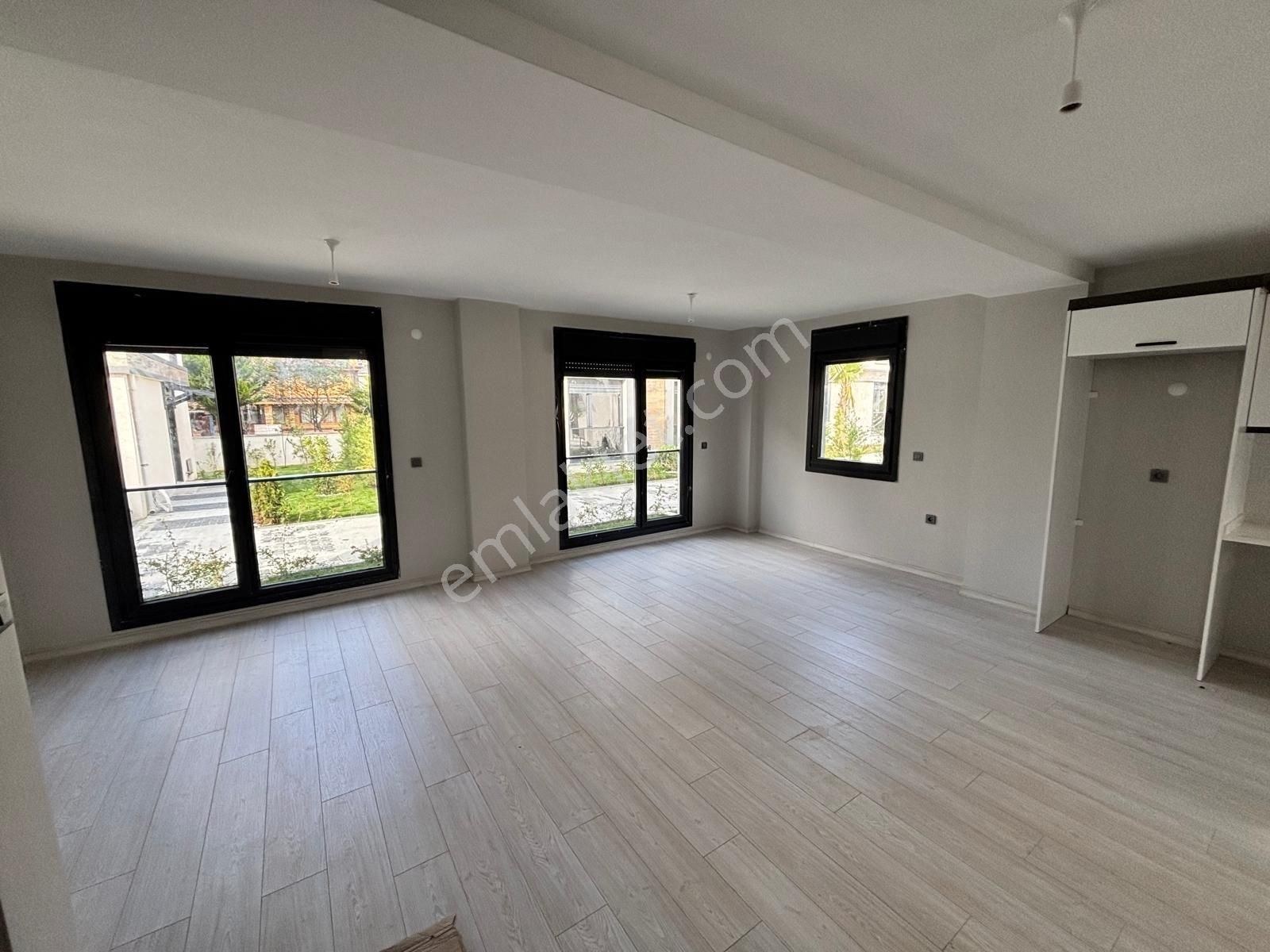 Şile'de Müstakil Bahçeli Satılık 3+1 Villa - Görsel 2