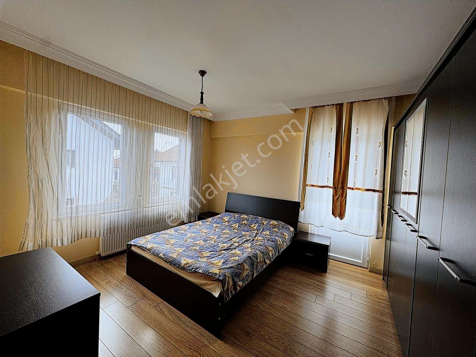 Remax Anka'dan Satılık Salkım Sitesinde Bakımlı Villa - Görsel 7