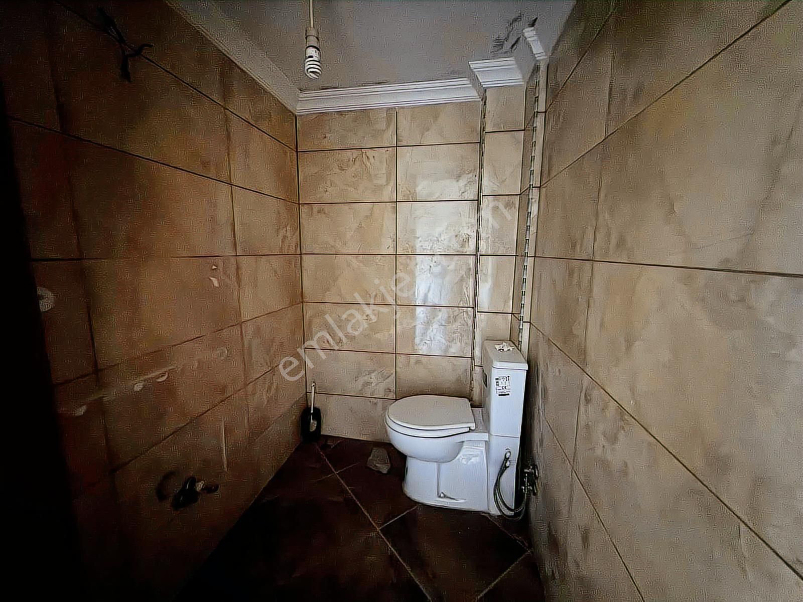 Remax Anka'dan Satılık Salkım Sitesinde Bakımlı Villa - Görsel 9