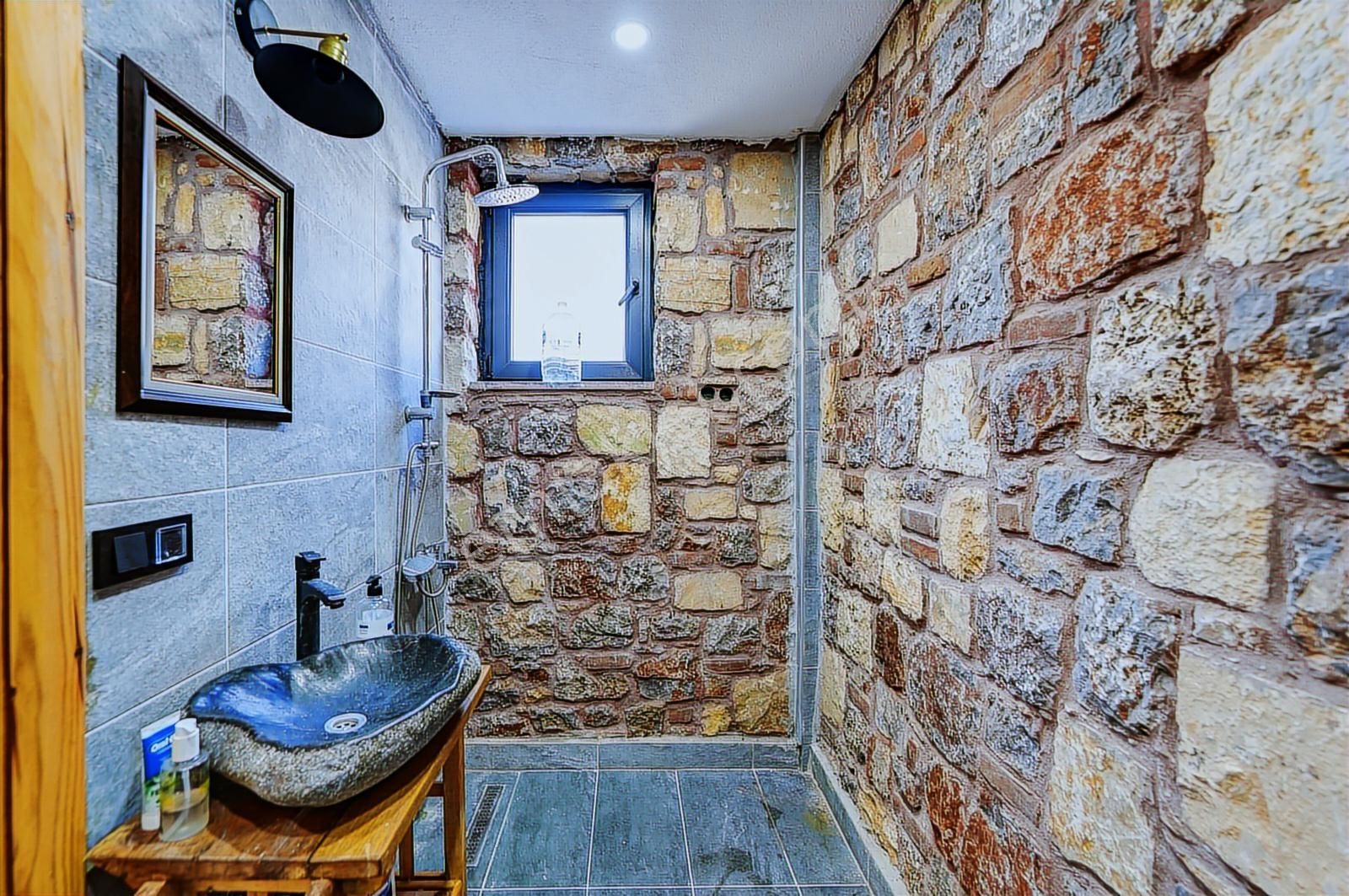 Remax Anka' Dan Kabakoz Da Otantik Taş Villa - Görsel 15