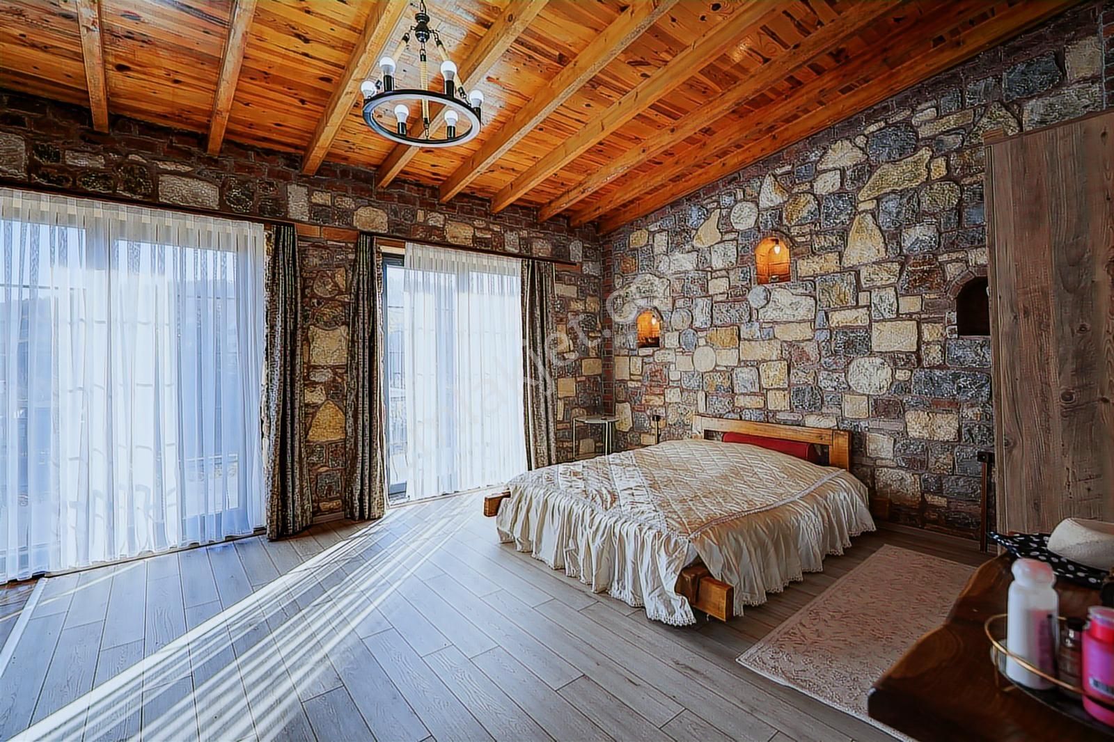 Remax Anka' Dan Kabakoz Da Otantik Taş Villa - Görsel 28