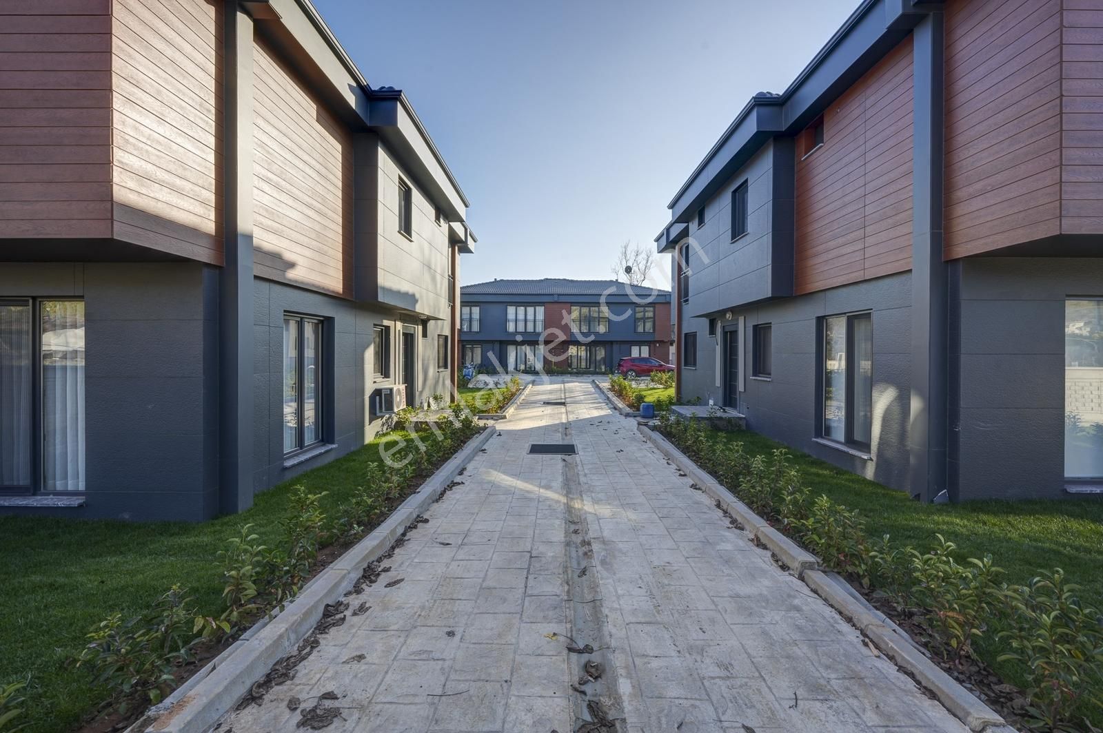 Remax Anka'dan Ahmetli Projemizdeki Son Villa Sahibini Bekliyor - Görsel 29