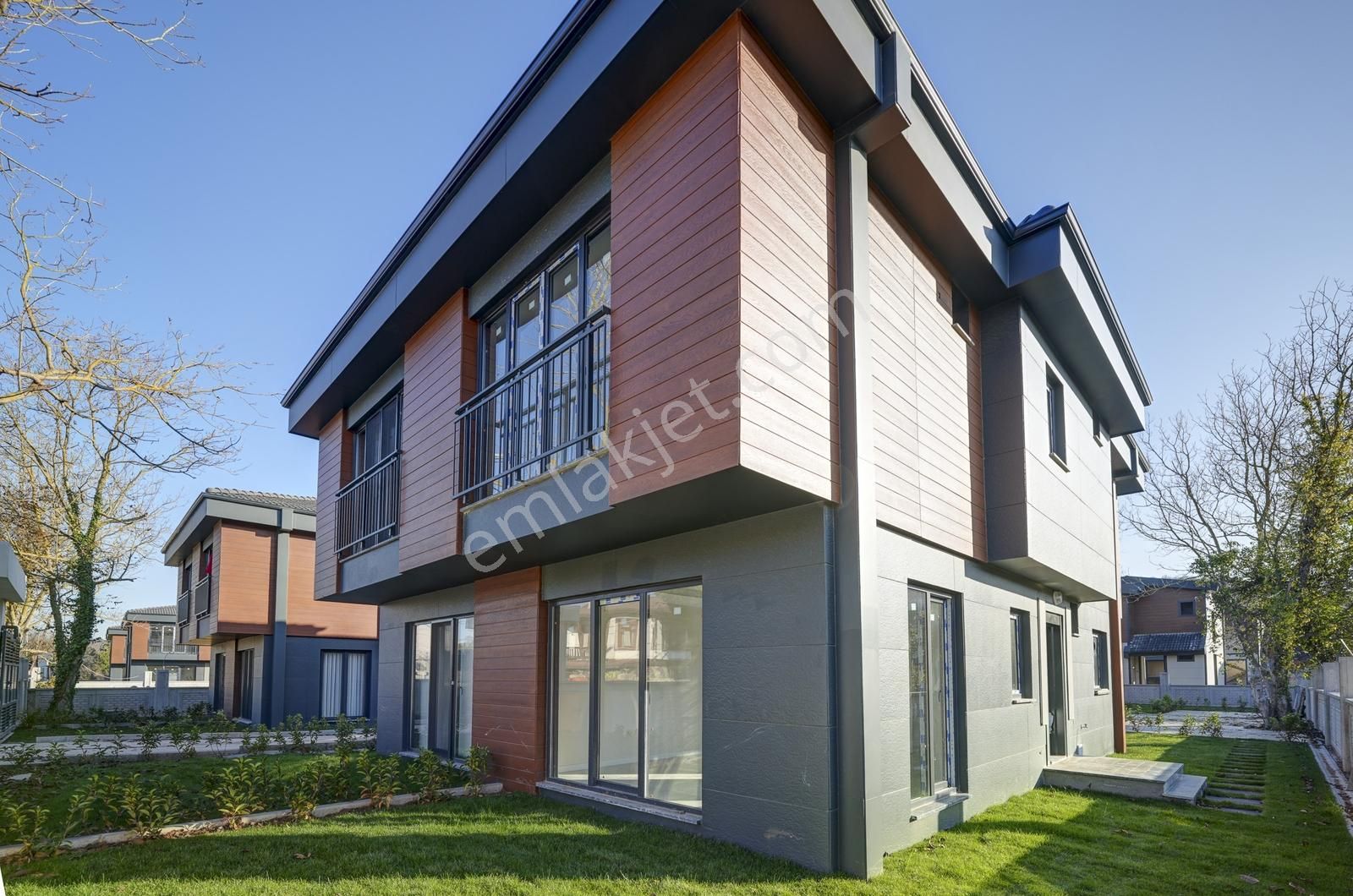 Remax Anka'dan Ahmetli Projemizdeki Son Villa Sahibini Bekliyor - Görsel 9