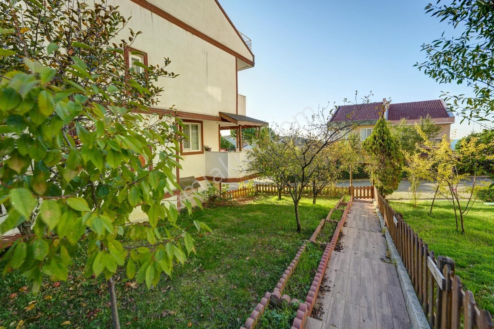 Özlem Karaca'dan Günbatımı Sitesinde Satılık Fourlex Villa - Görsel 25