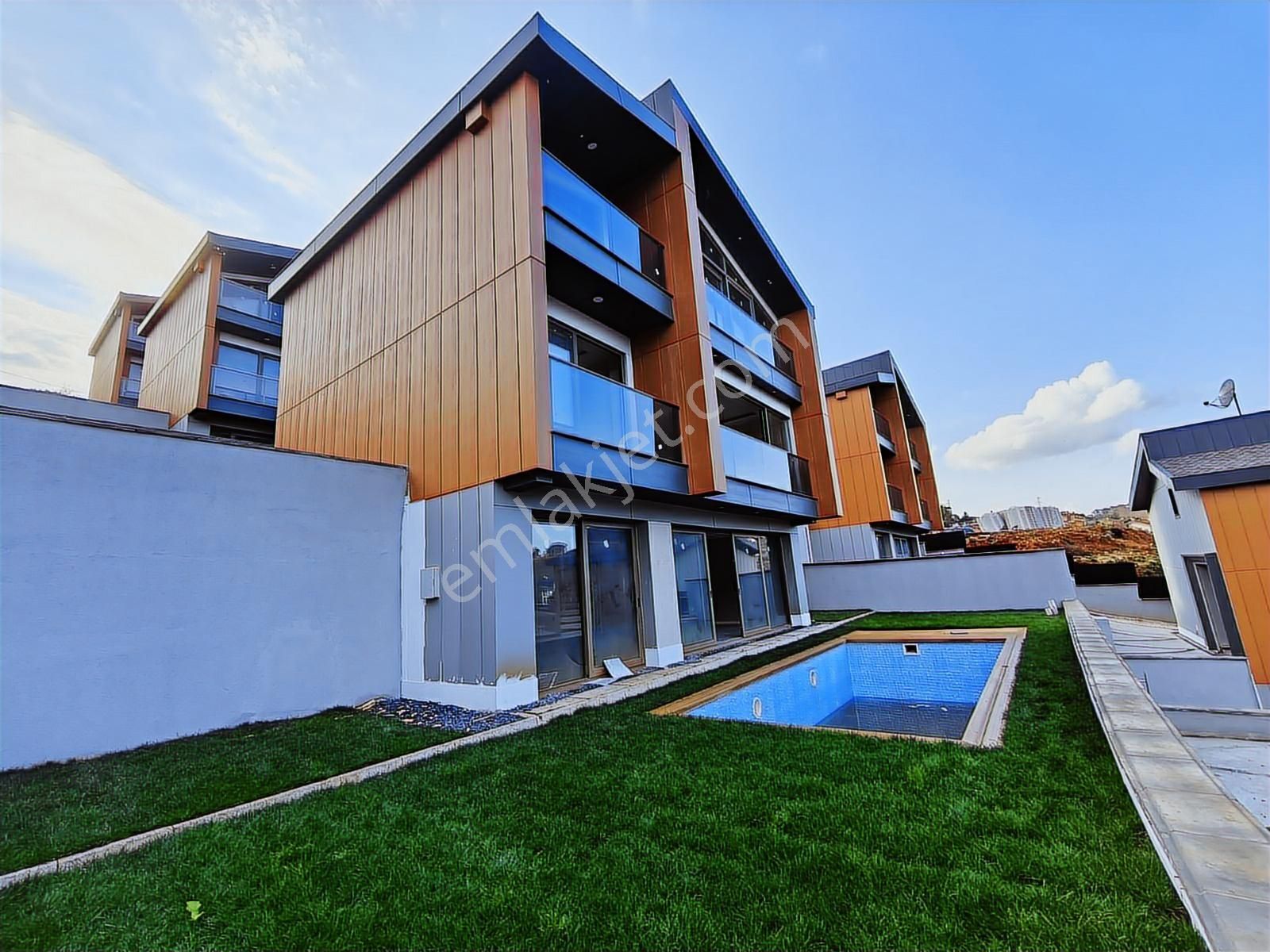 Şile'de Deniz Manzaralı Müstakil Bahçeli Aplus Satılık Villalar - Görsel 3