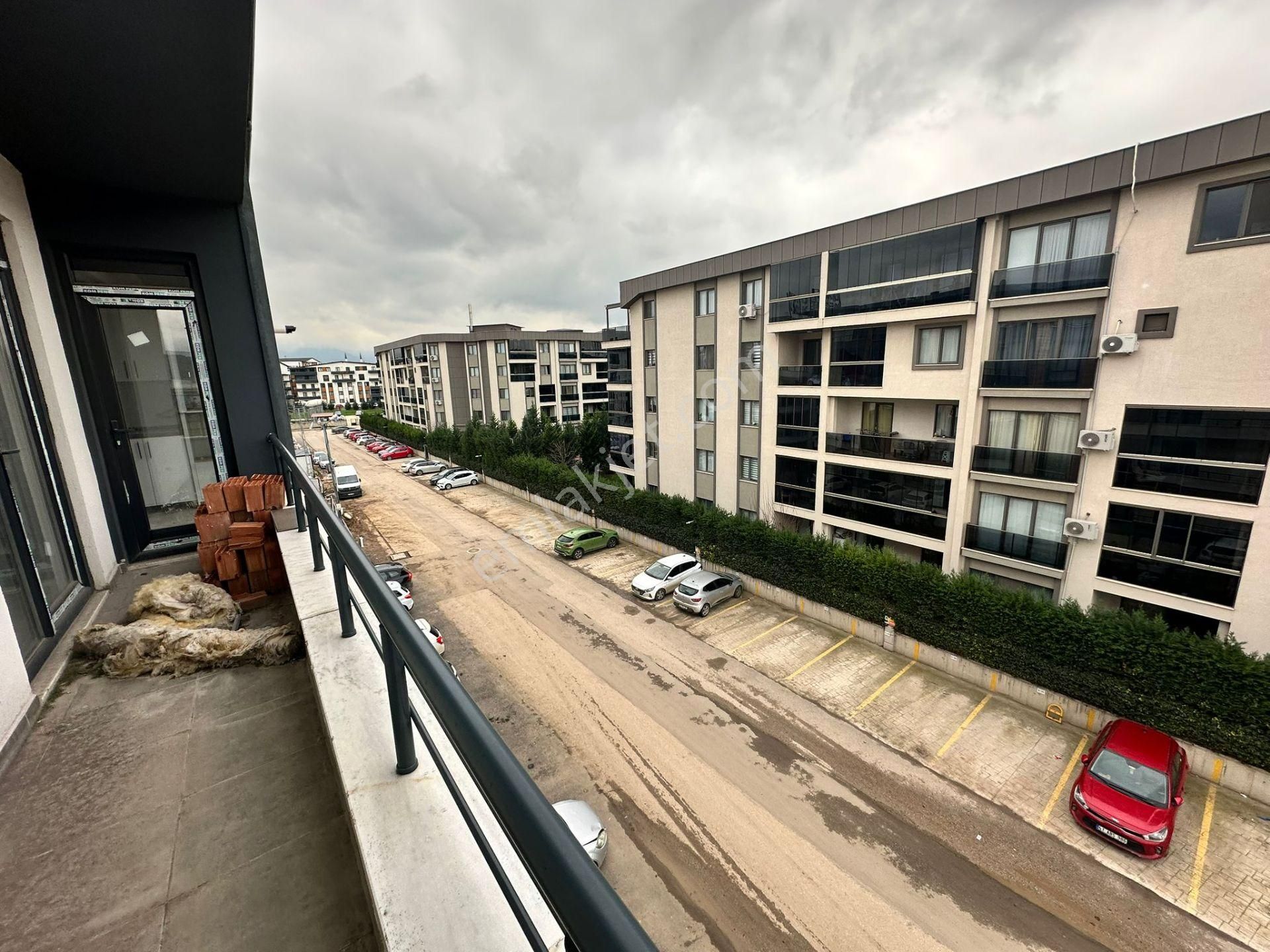 Remax Palas'tan Kartepe Dumlupınar Mah.3+1 Satılık Daire - Görsel 19