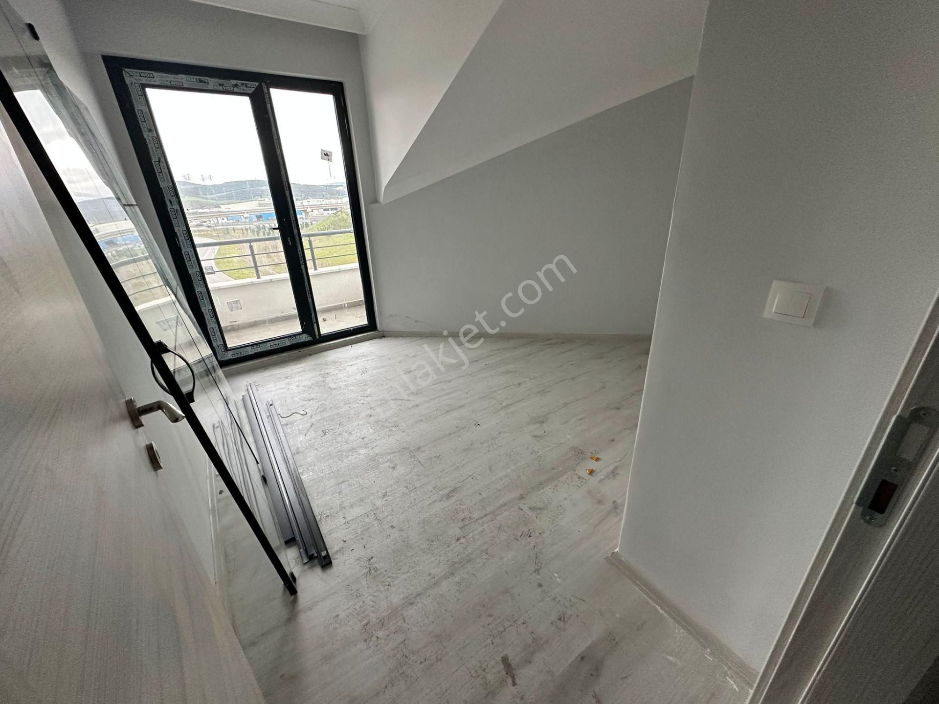 Remax Palas'tan Kartepe Dumlupınar Mah.3+1 Satılık Daire - Görsel 10