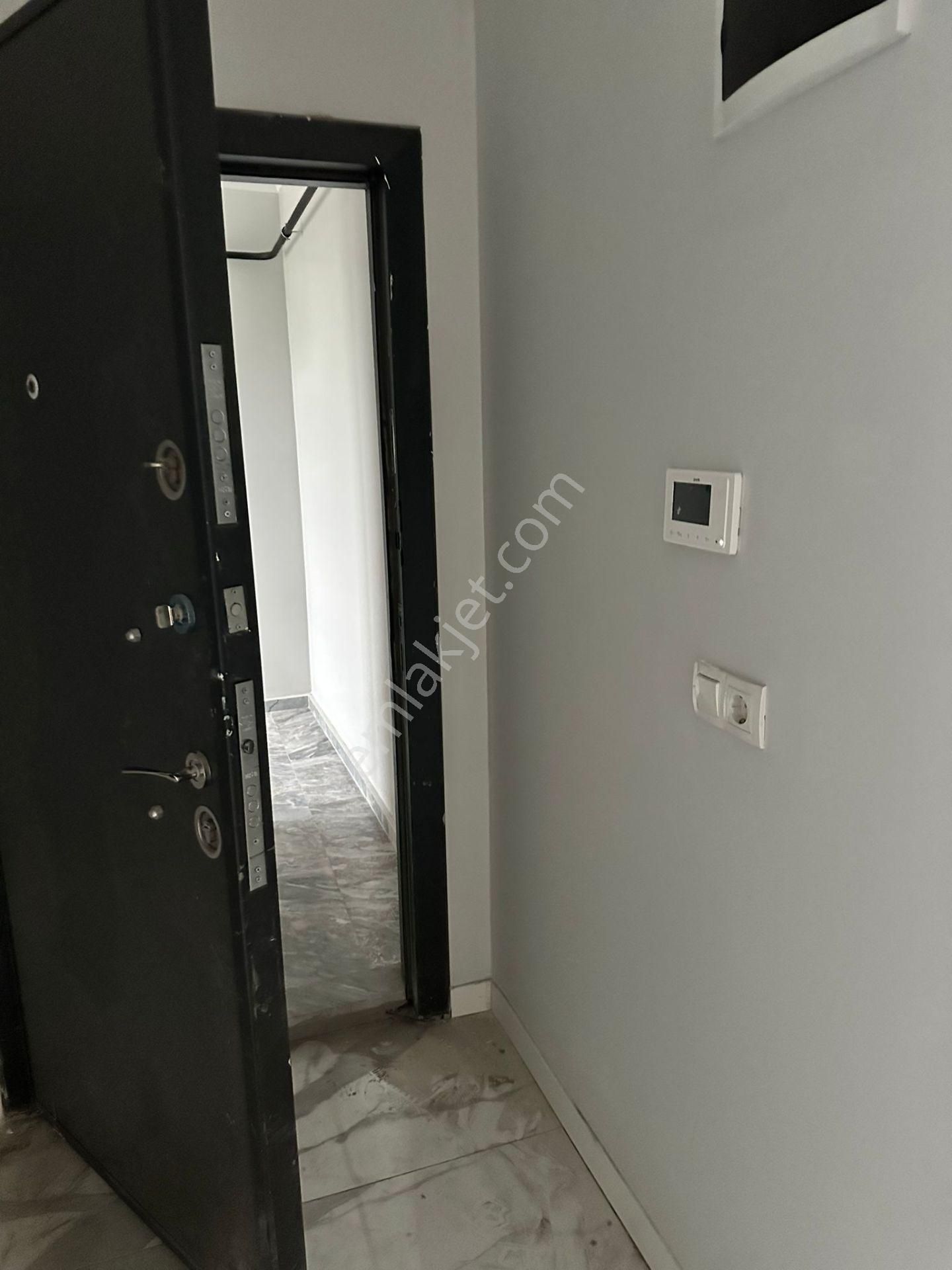 Remax Palas'tan Kartepe Dumlupınar Mah.3+1 Satılık Daire - Görsel 4