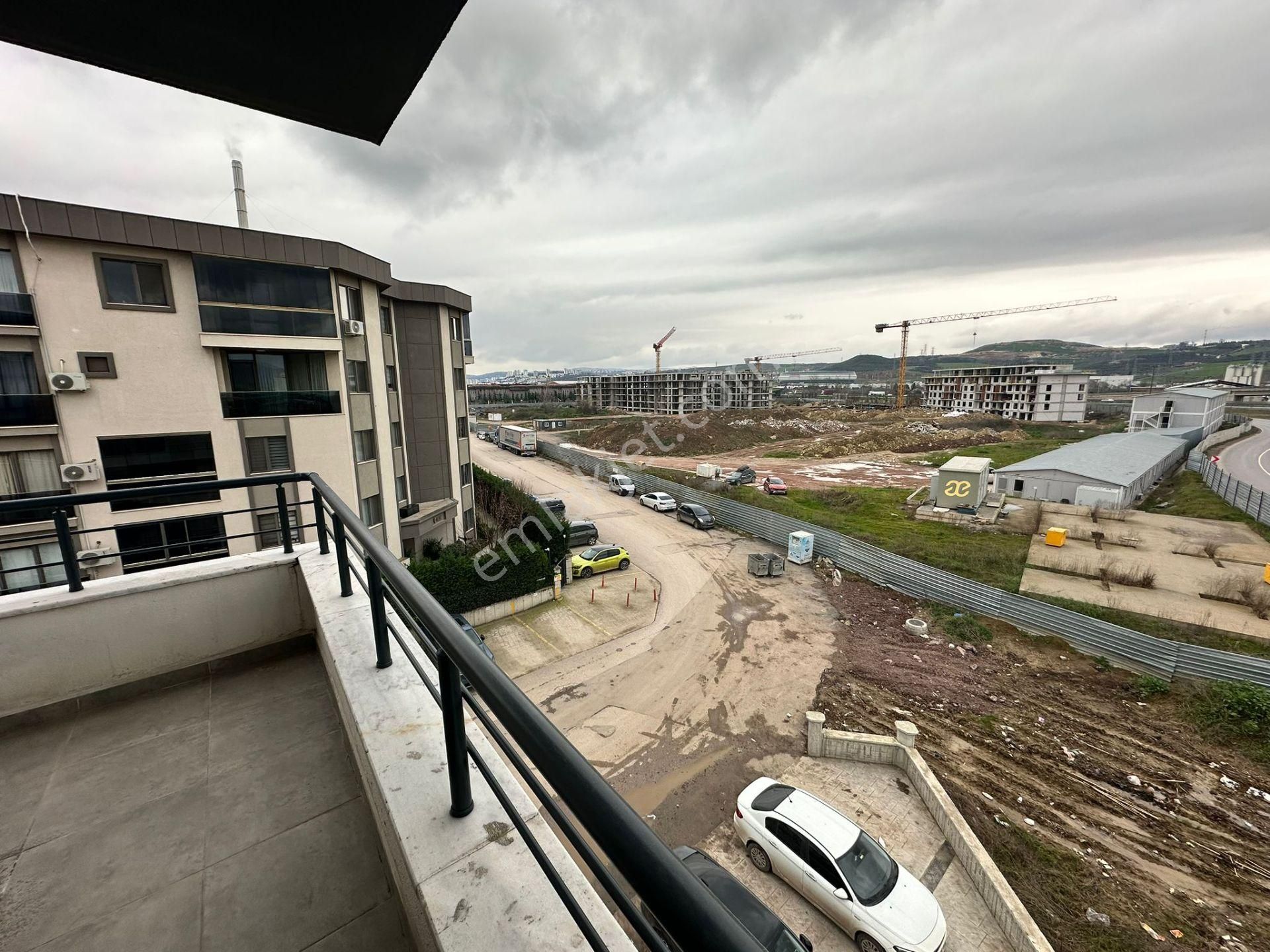 Remax Palas'tan Kartepe Dumlupınar Mah.3+1 Satılık Daire - Görsel 25