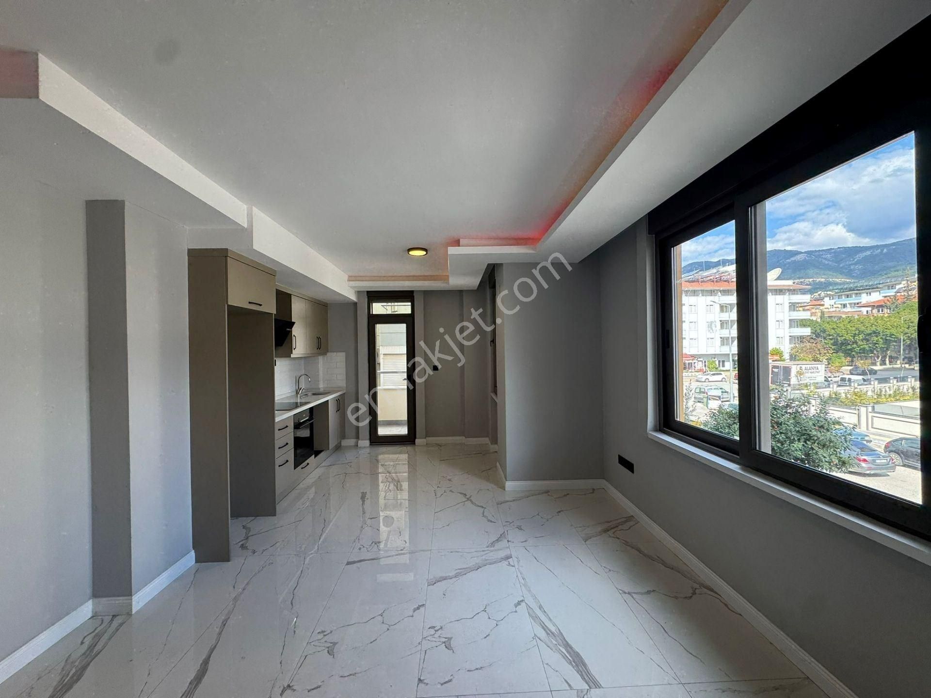 Alanya Oba Gölde Denize 250 Metre – Full Renovasyonlu 1+1 Daire - Görsel 7