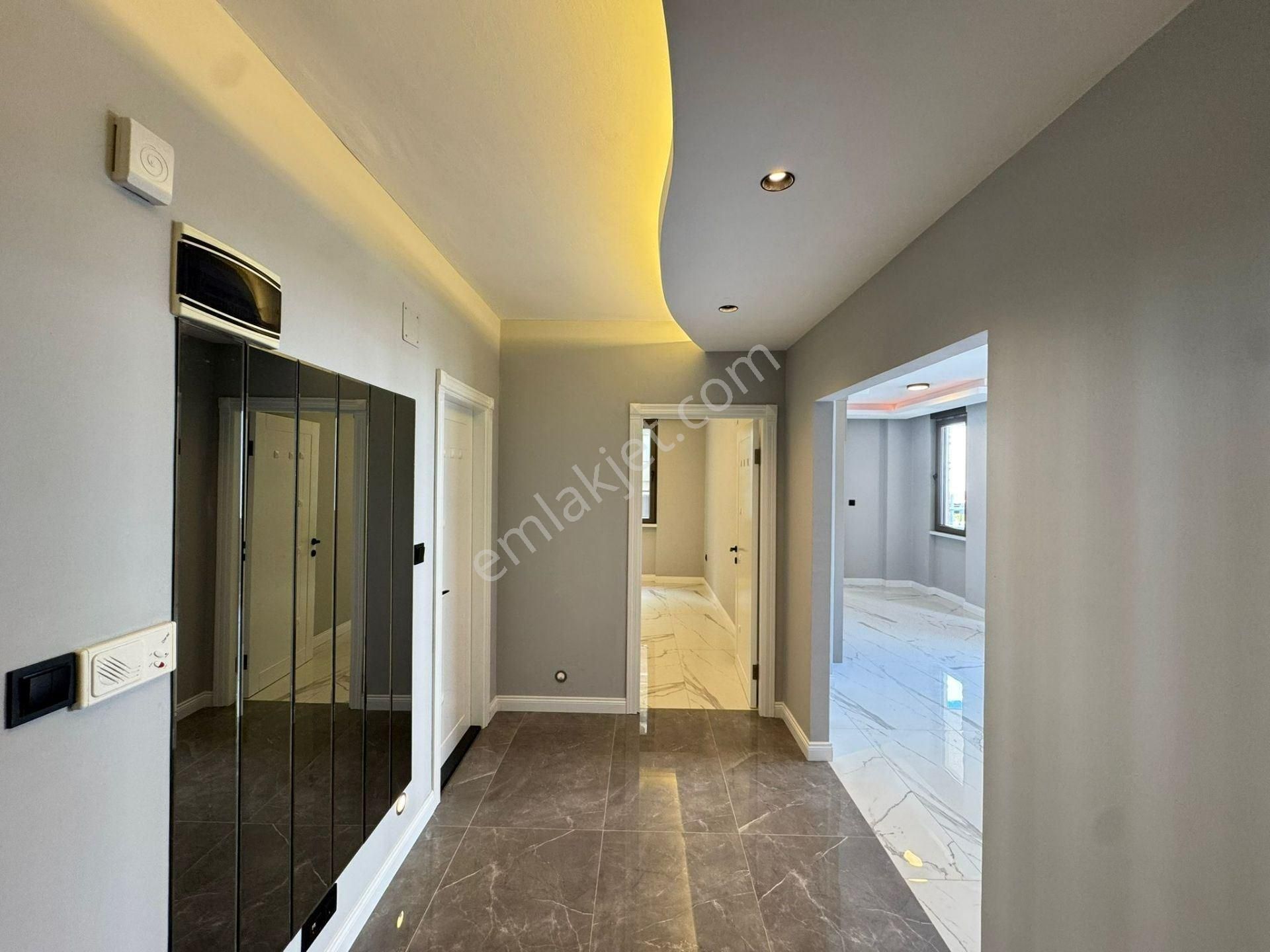 Alanya Oba Gölde Denize 250 Metre – Full Renovasyonlu 1+1 Daire - Görsel 4