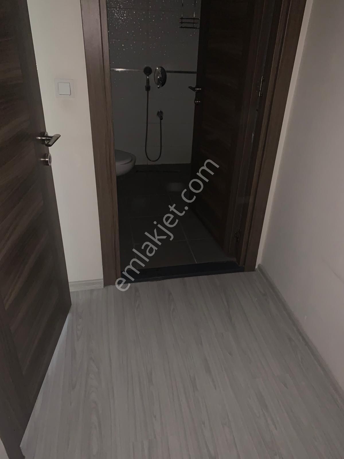 Ertuğrulgazi Mah. Salı Pazarın Yanı Geniş Daire - Görsel 18