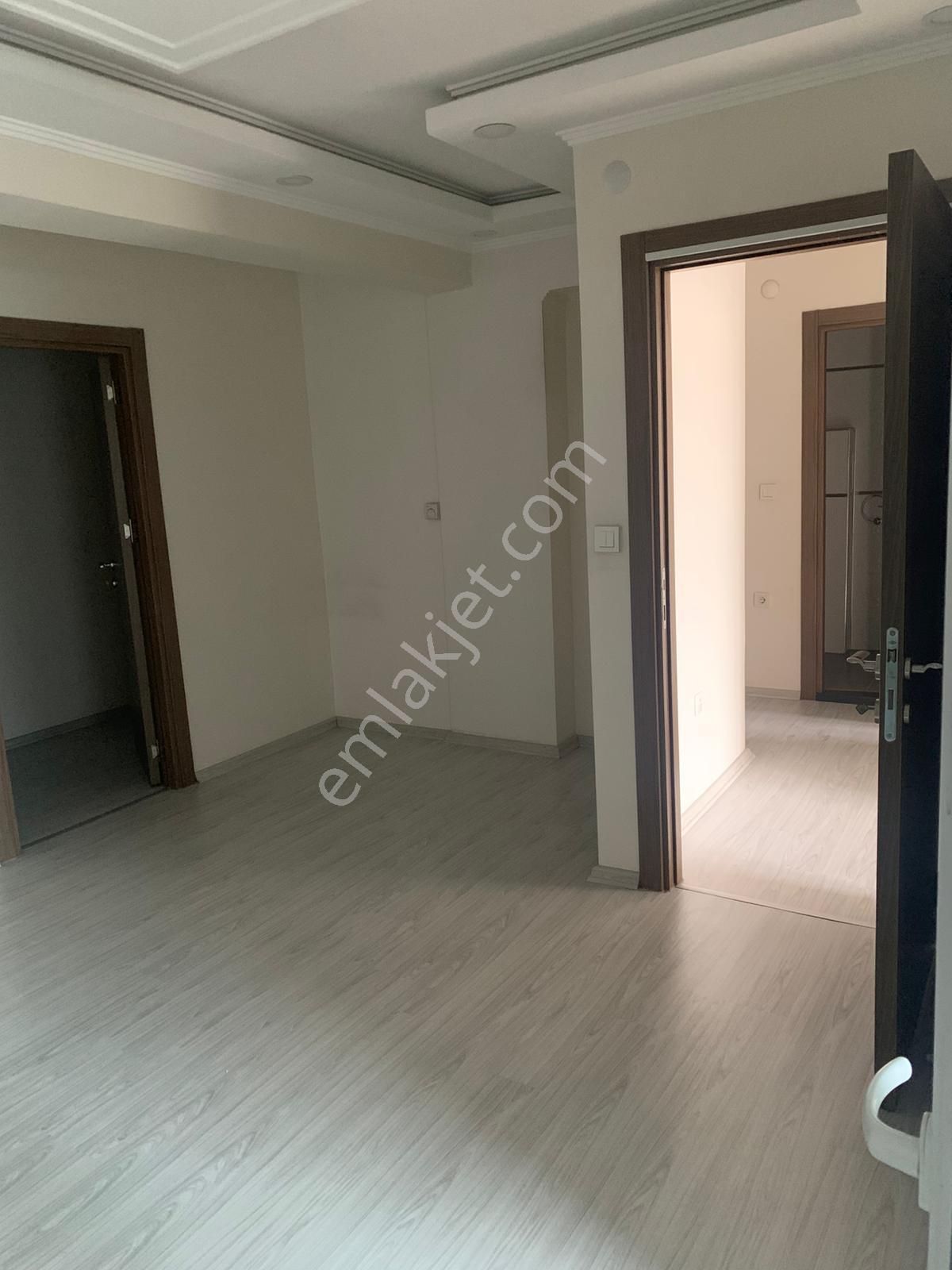 Ertuğrulgazi Mah. Salı Pazarın Yanı Geniş Daire - Görsel 17