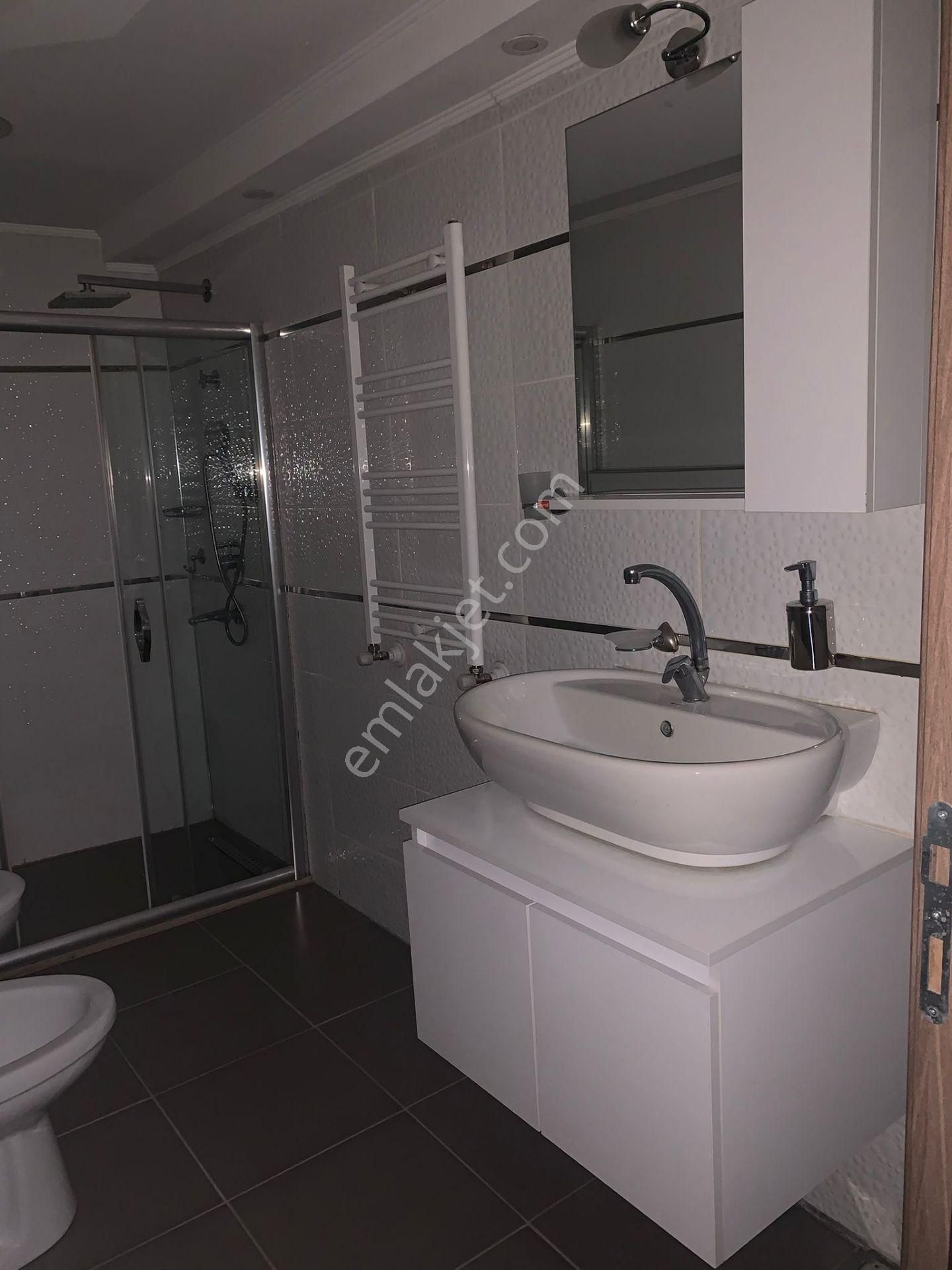 Ertuğrulgazi Mah. Salı Pazarın Yanı Geniş Daire - Görsel 27