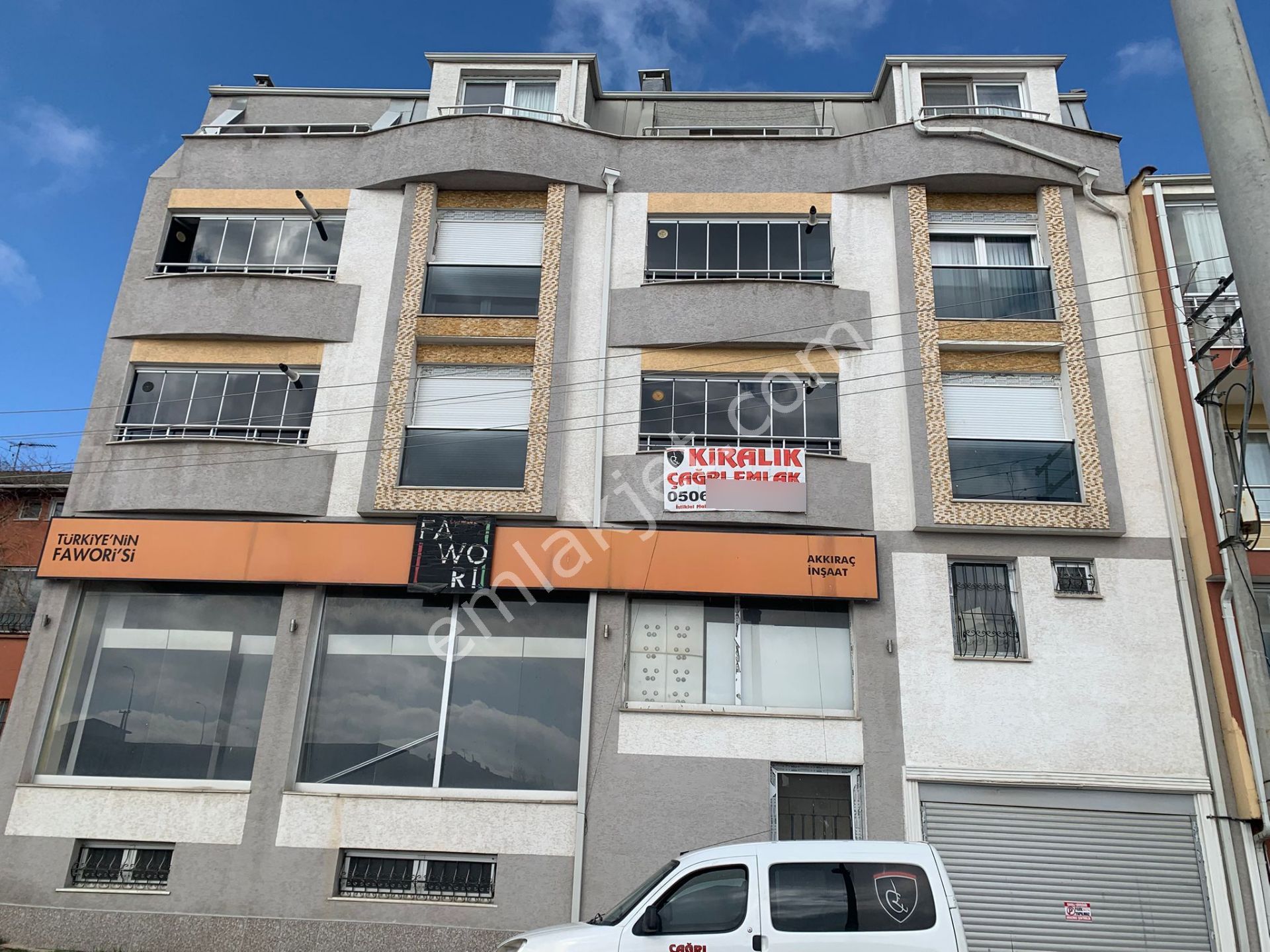 Ertuğrulgazi Mah. Salı Pazarın Yanı Geniş Daire