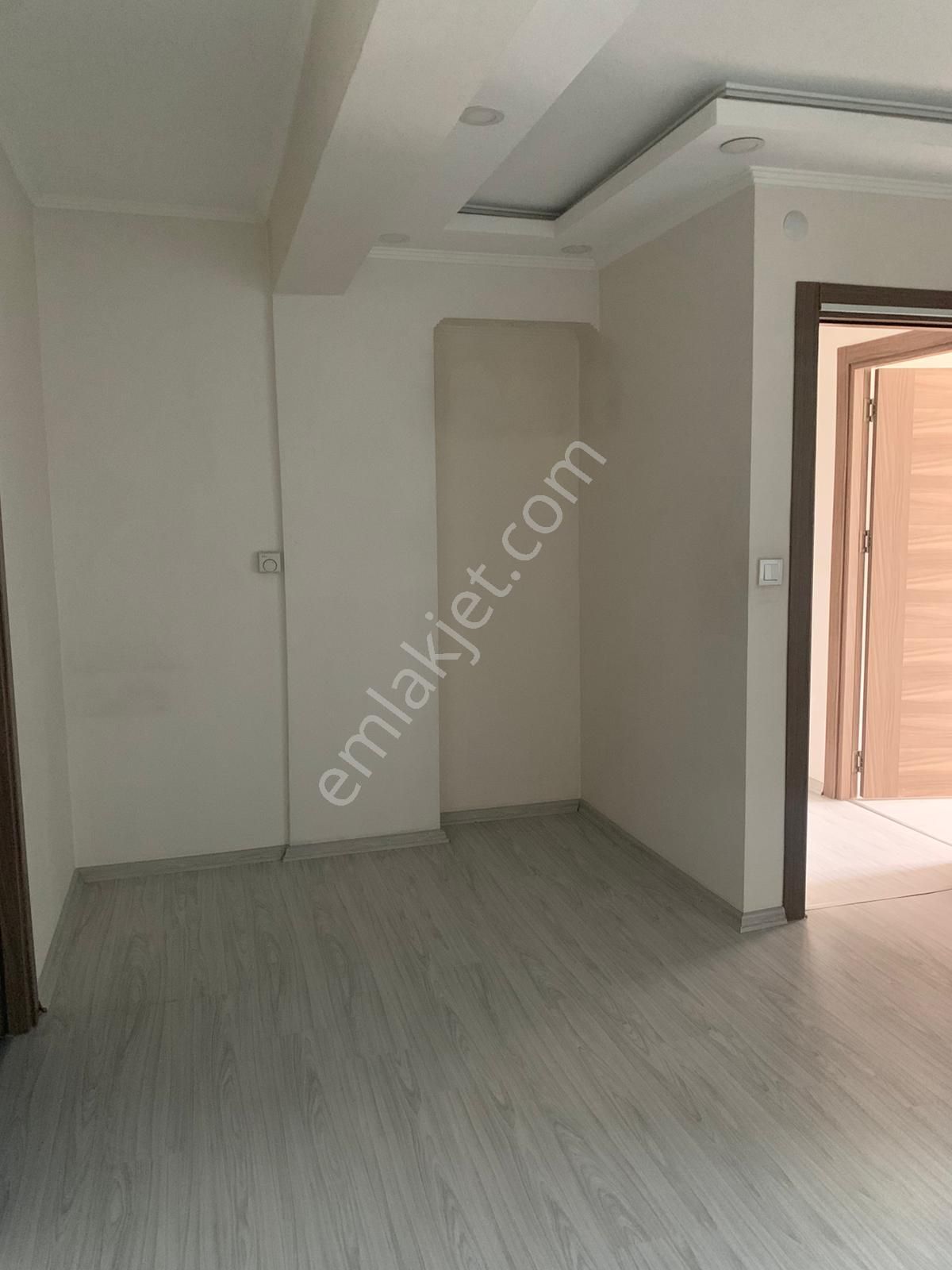 Ertuğrulgazi Mah. Salı Pazarın Yanı Geniş Daire - Görsel 21