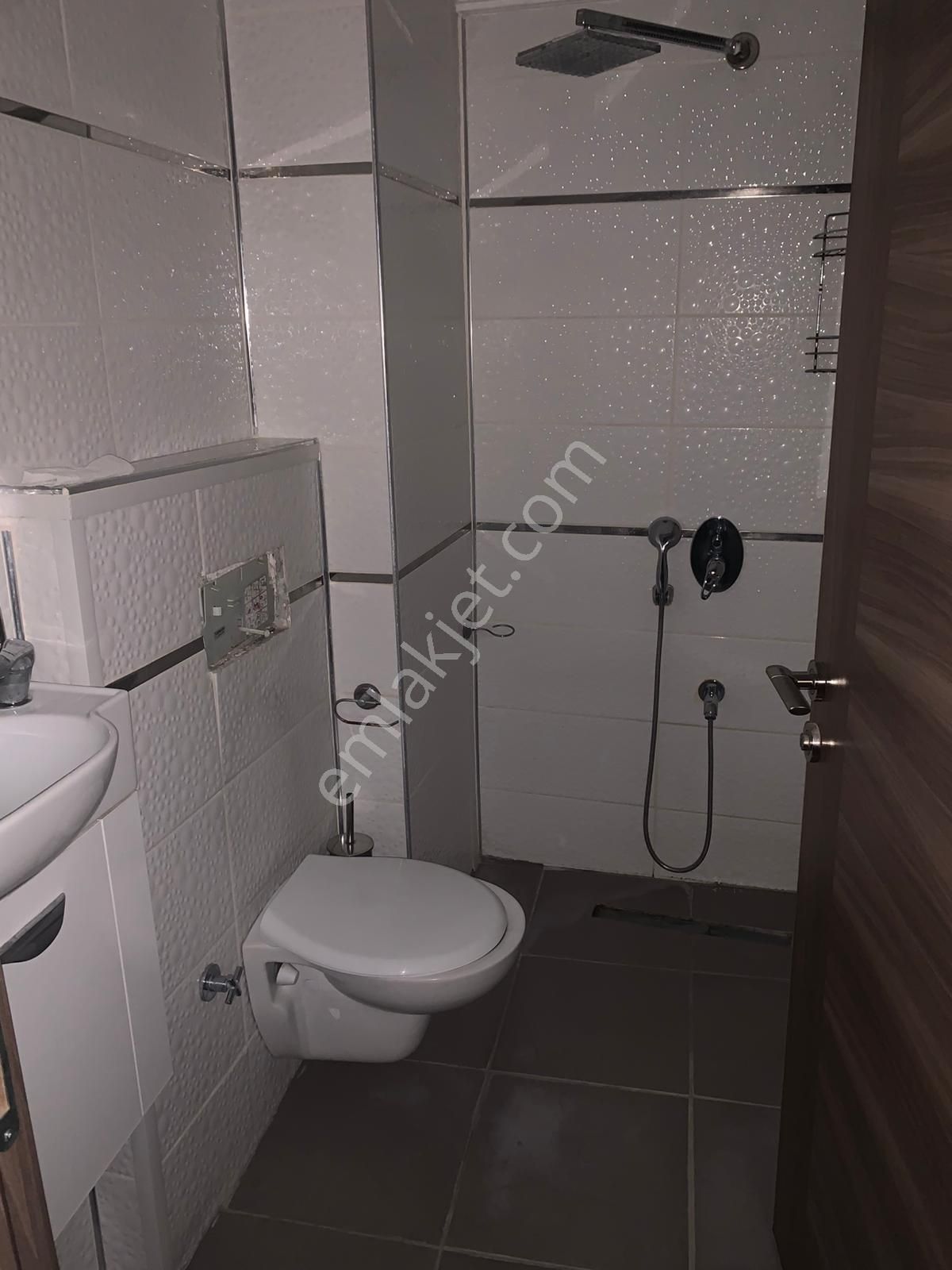 Ertuğrulgazi Mah. Salı Pazarın Yanı Geniş Daire - Görsel 19