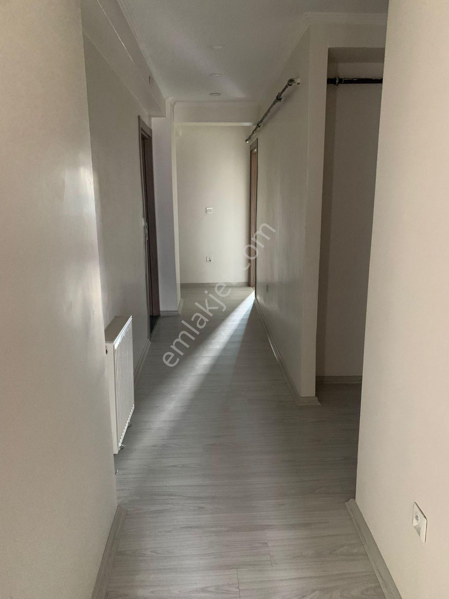 Ertuğrulgazi Mah. Salı Pazarın Yanı Geniş Daire - Görsel 28