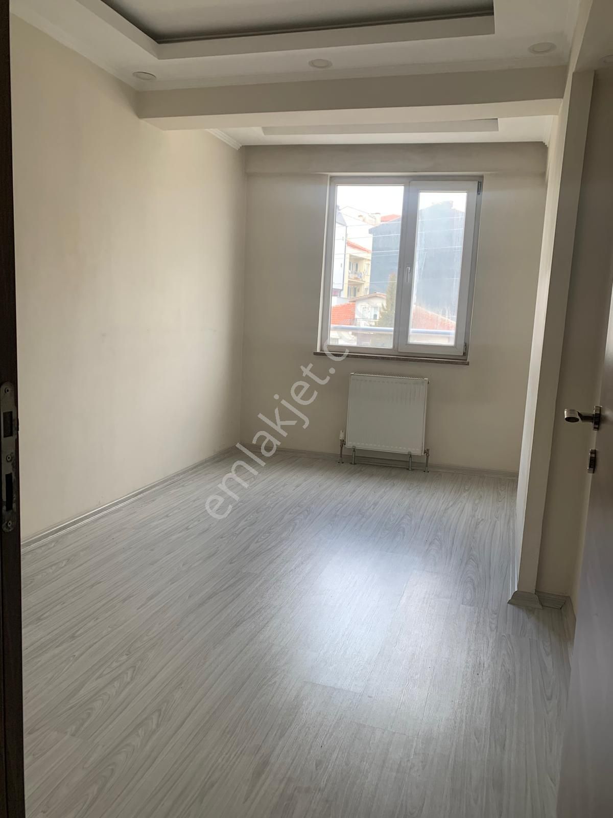 Ertuğrulgazi Mah. Salı Pazarın Yanı Geniş Daire - Görsel 25