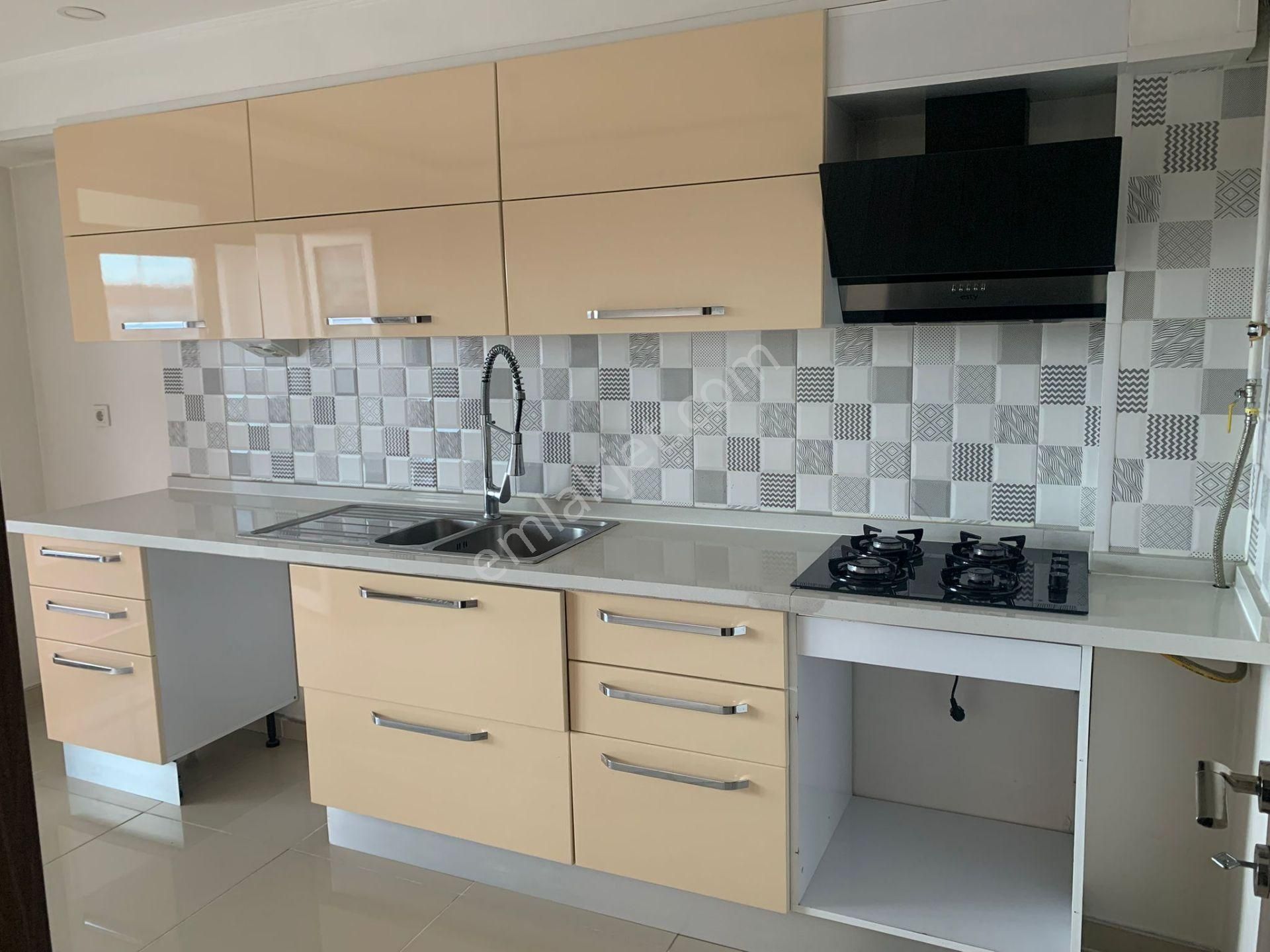 Ertuğrulgazi Mah. Salı Pazarın Yanı Geniş Daire - Görsel 2