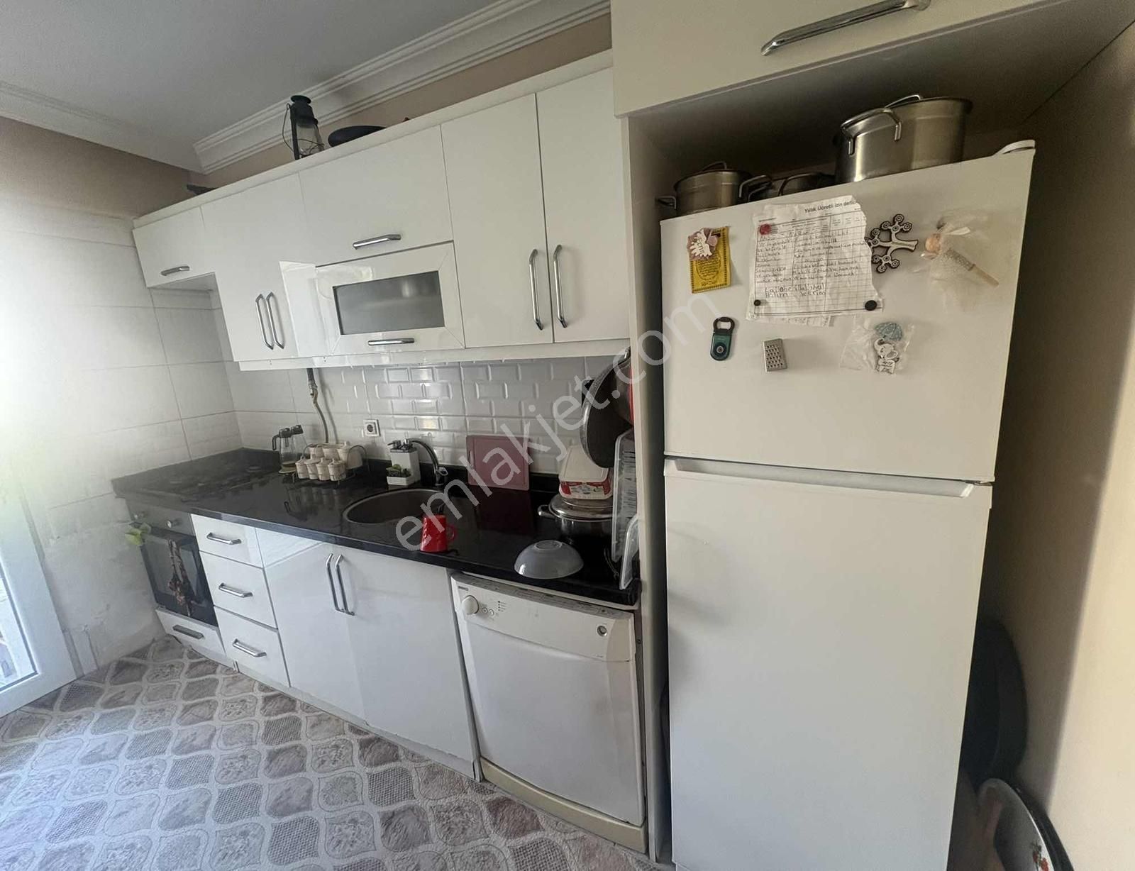 Ayrancılar Merkezi Konumda Ara Kat D.gazlı Satılık 3+1 Daire