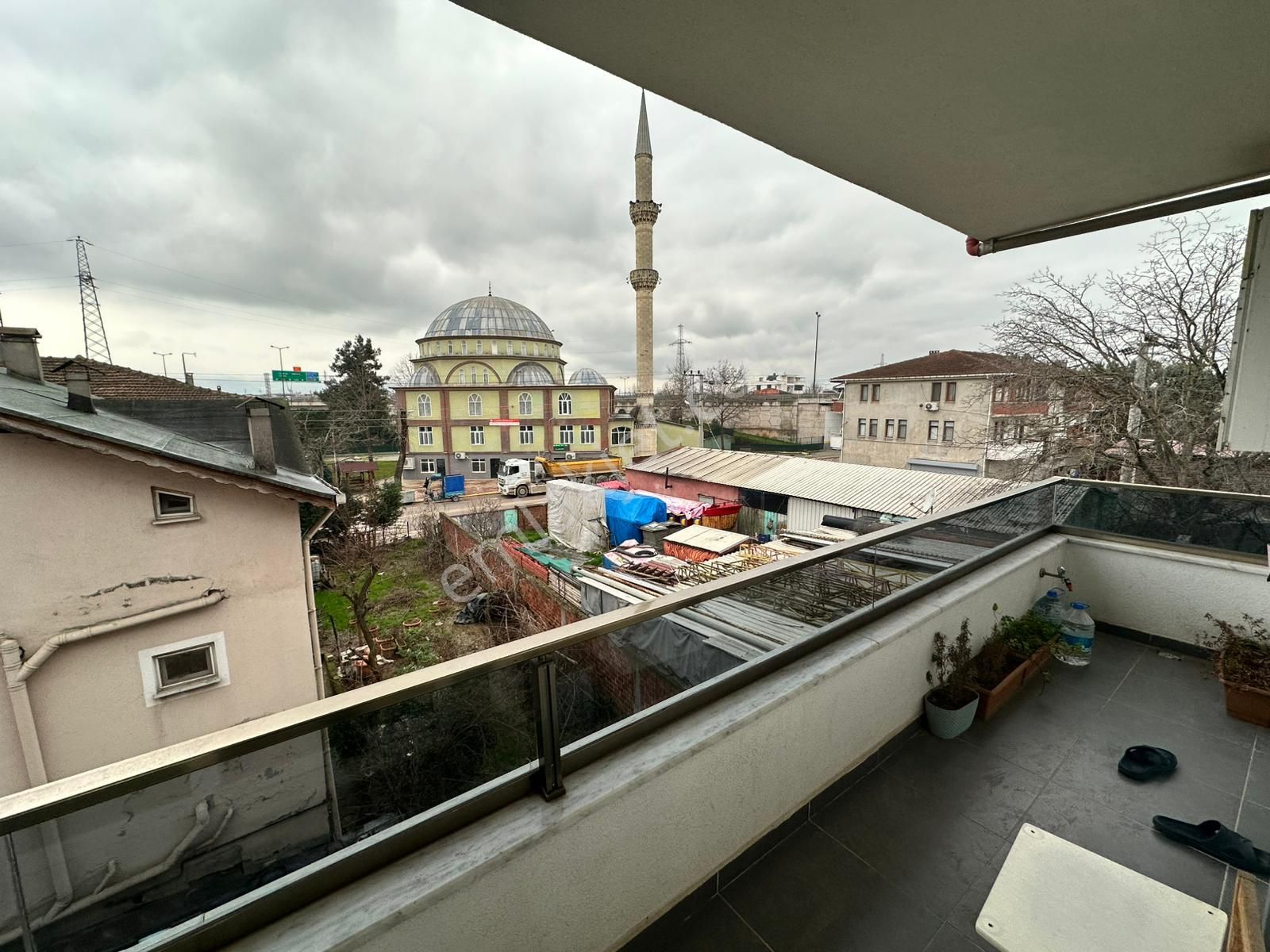 Remax Palas'tan Kartepe Ertuğrulgazi Mah.3+1satılık Daire - Görsel 3