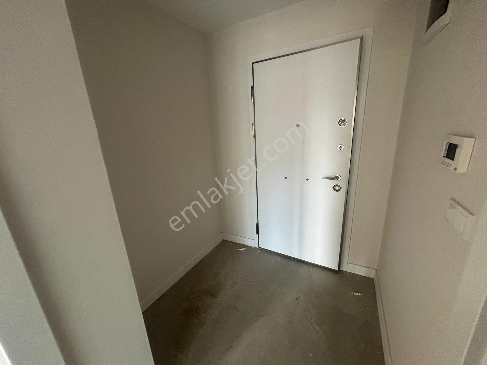 Üsküdar Altunizade 1+1 Site Ara Kat Satılık Daire - Görsel 13