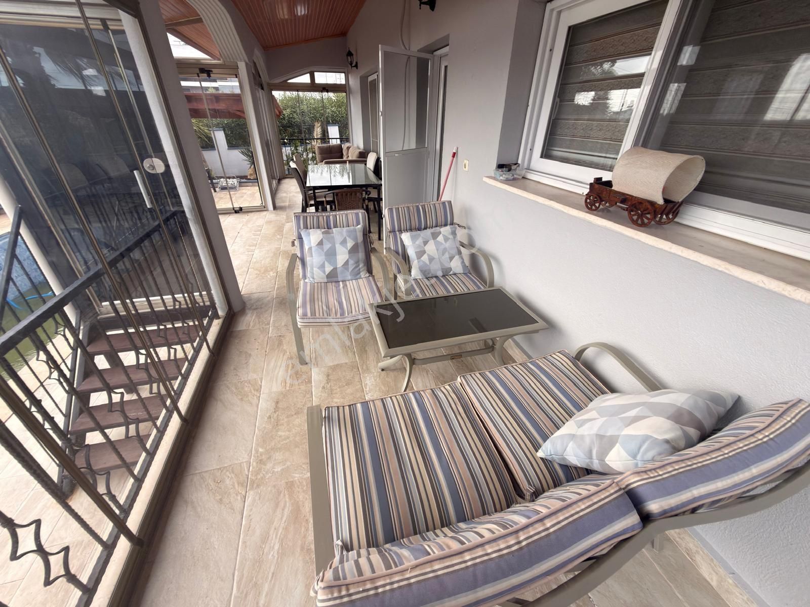 Didim Seyrantepe’de 600m2 Arsa İçinde Havuzlu Müstakil Villa - Görsel 24