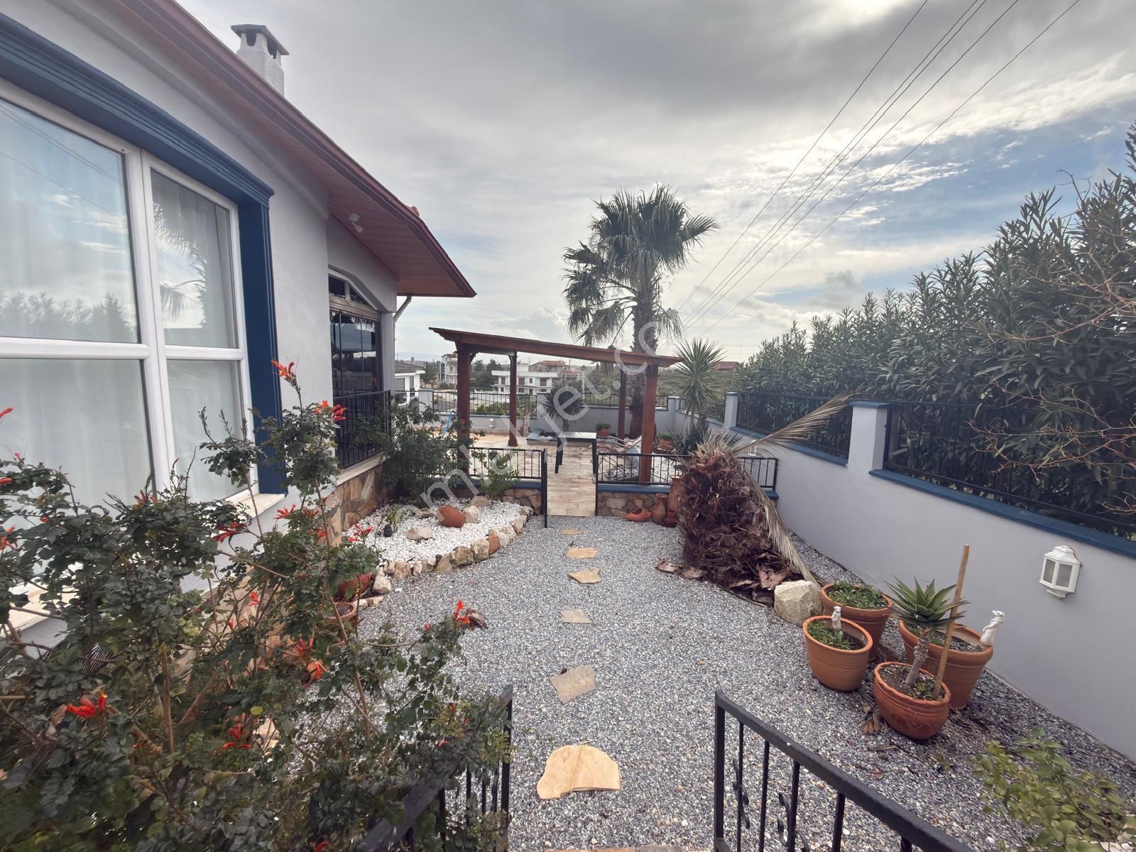 Didim Seyrantepe’de 600m2 Arsa İçinde Havuzlu Müstakil Villa - Görsel 14