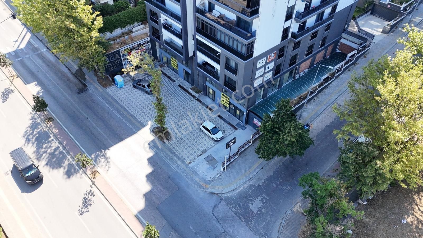 Esen'den Caddeye Cephe Kiralık Dükkan & Mağaza - Görsel 26