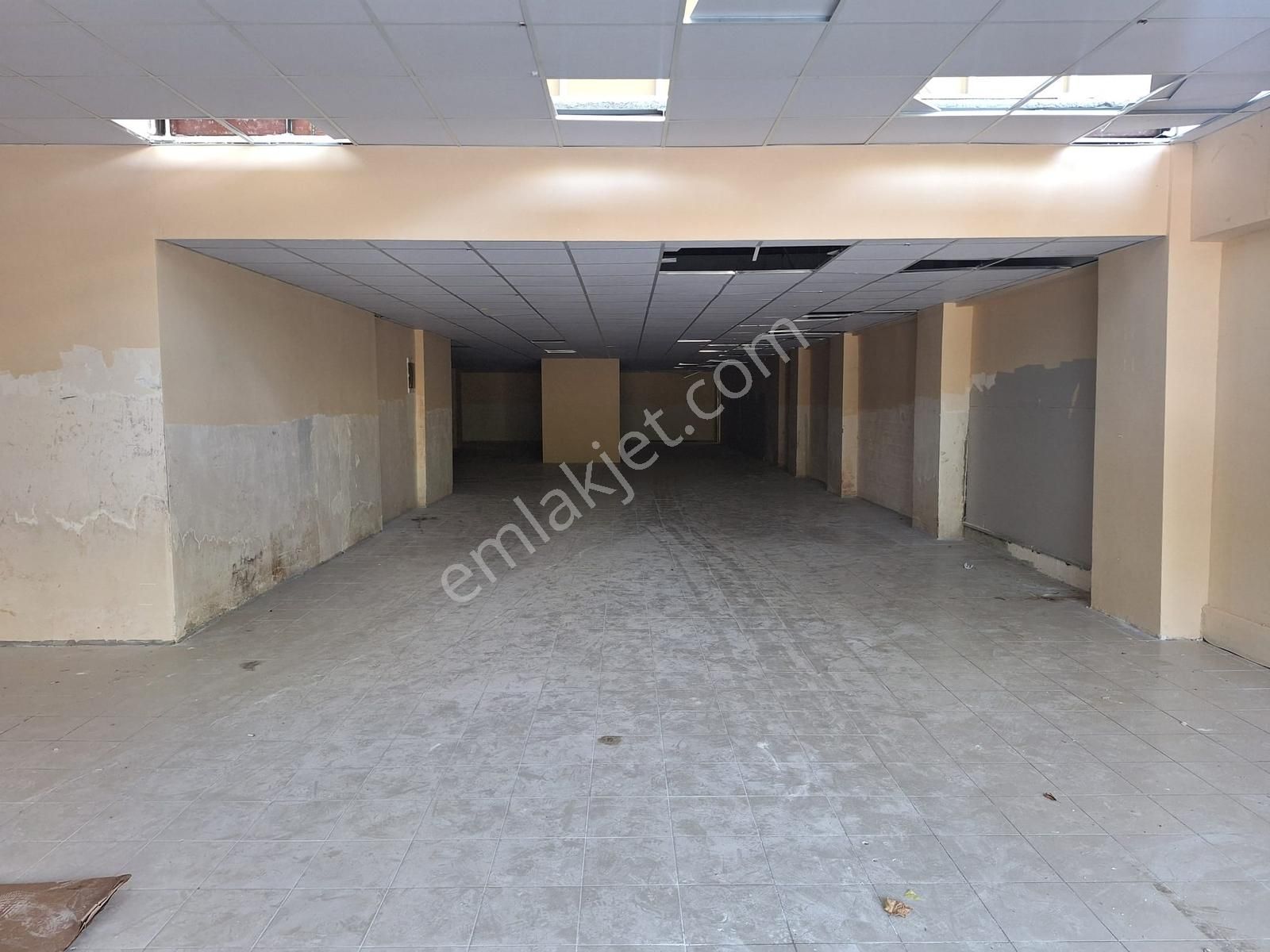 Esen'den Caddeye Cephe Kiralık Dükkan & Mağaza - Görsel 24