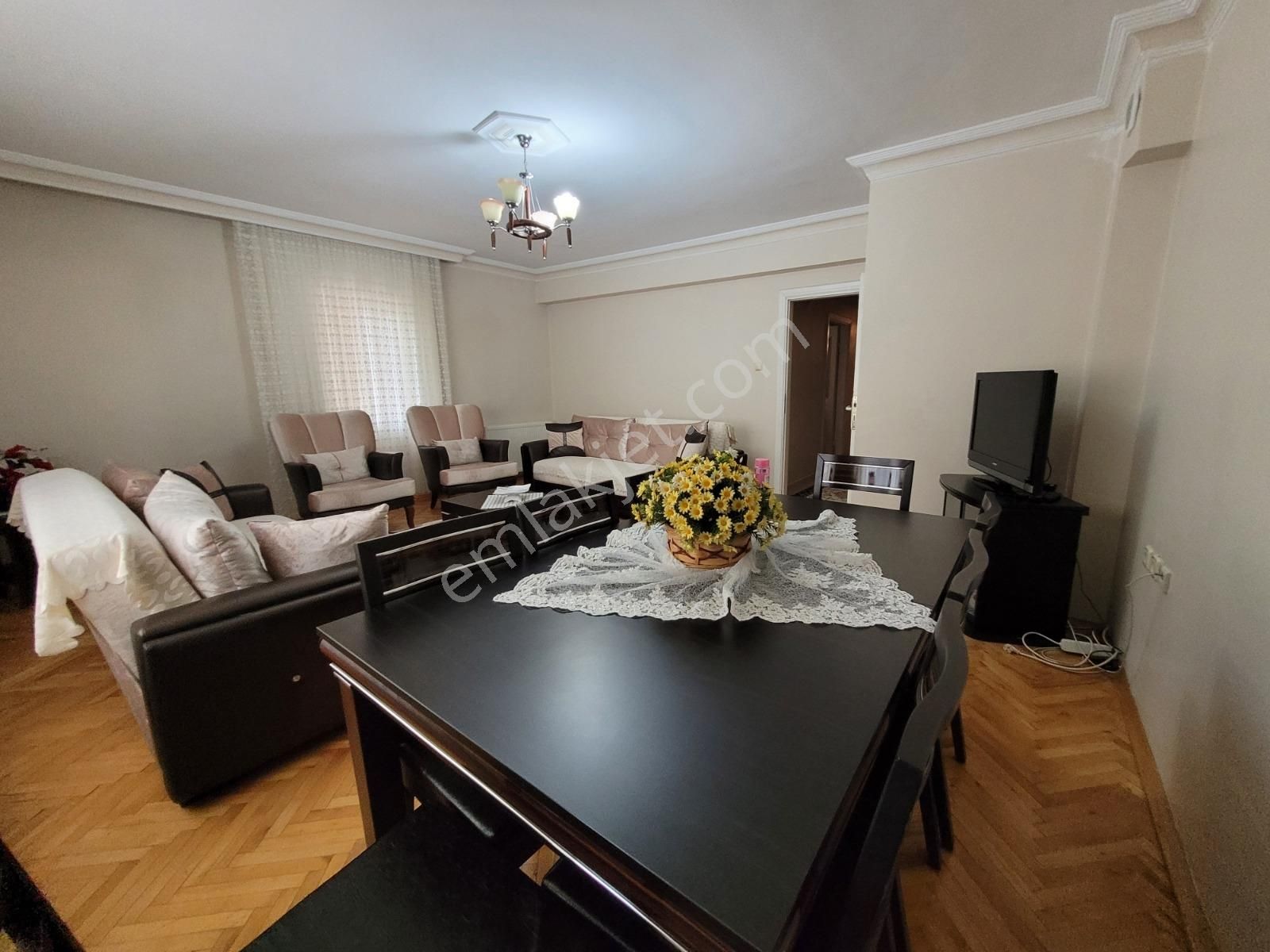 Ayvalı Caddesinde Eşyalı Güney Dogu Cephe Kiralık Daire - Görsel 16