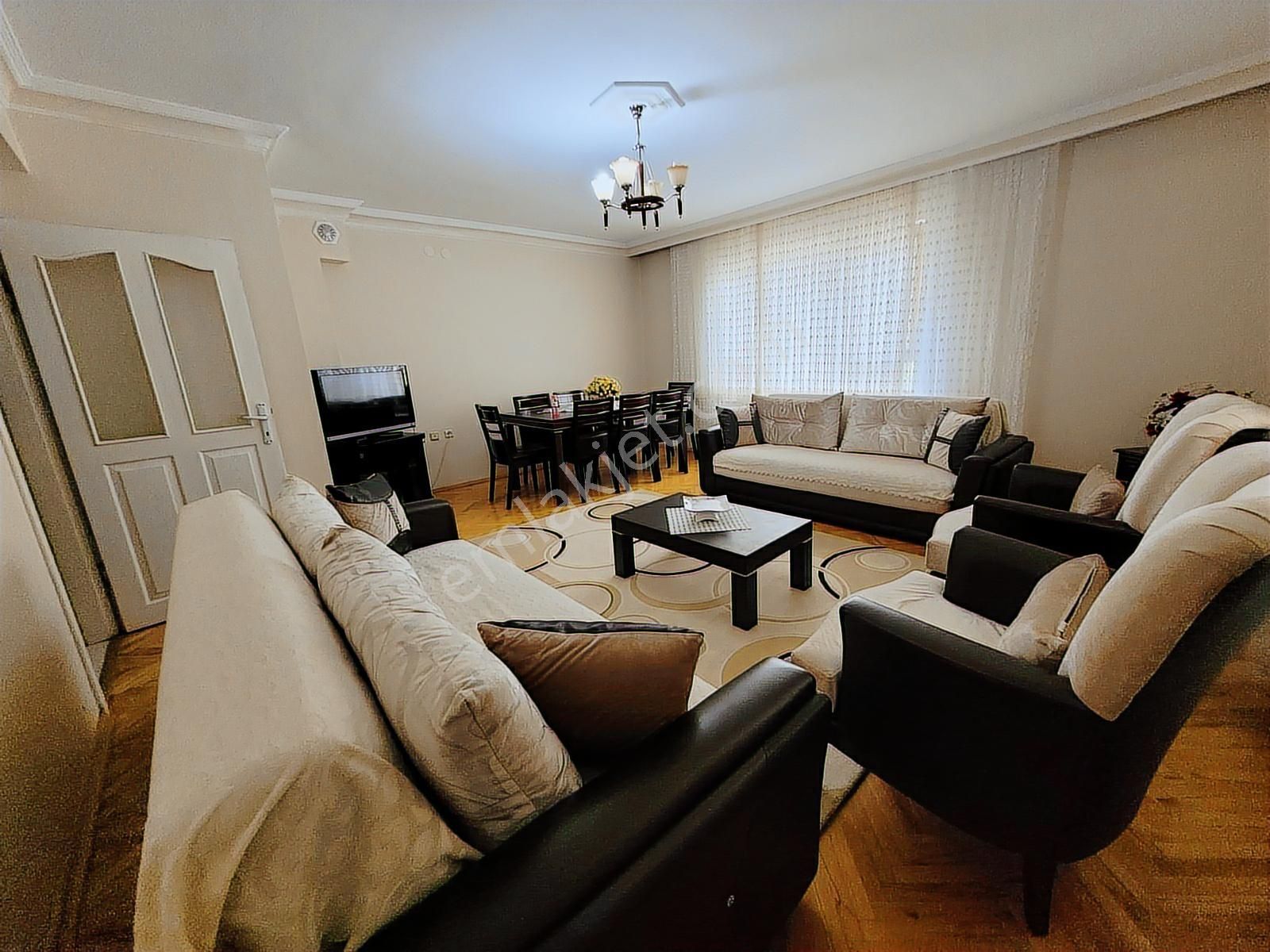 Ayvalı Caddesinde Eşyalı Güney Dogu Cephe Kiralık Daire - Görsel 21