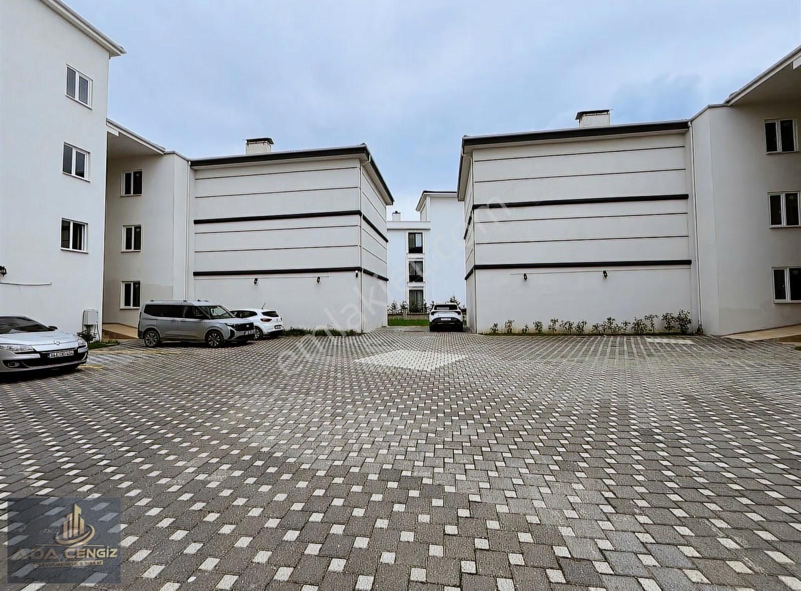 Serdivan Vatan Mah. Site İçerisindeasansörlü 3+1 140 M2 Daire - Görsel 16