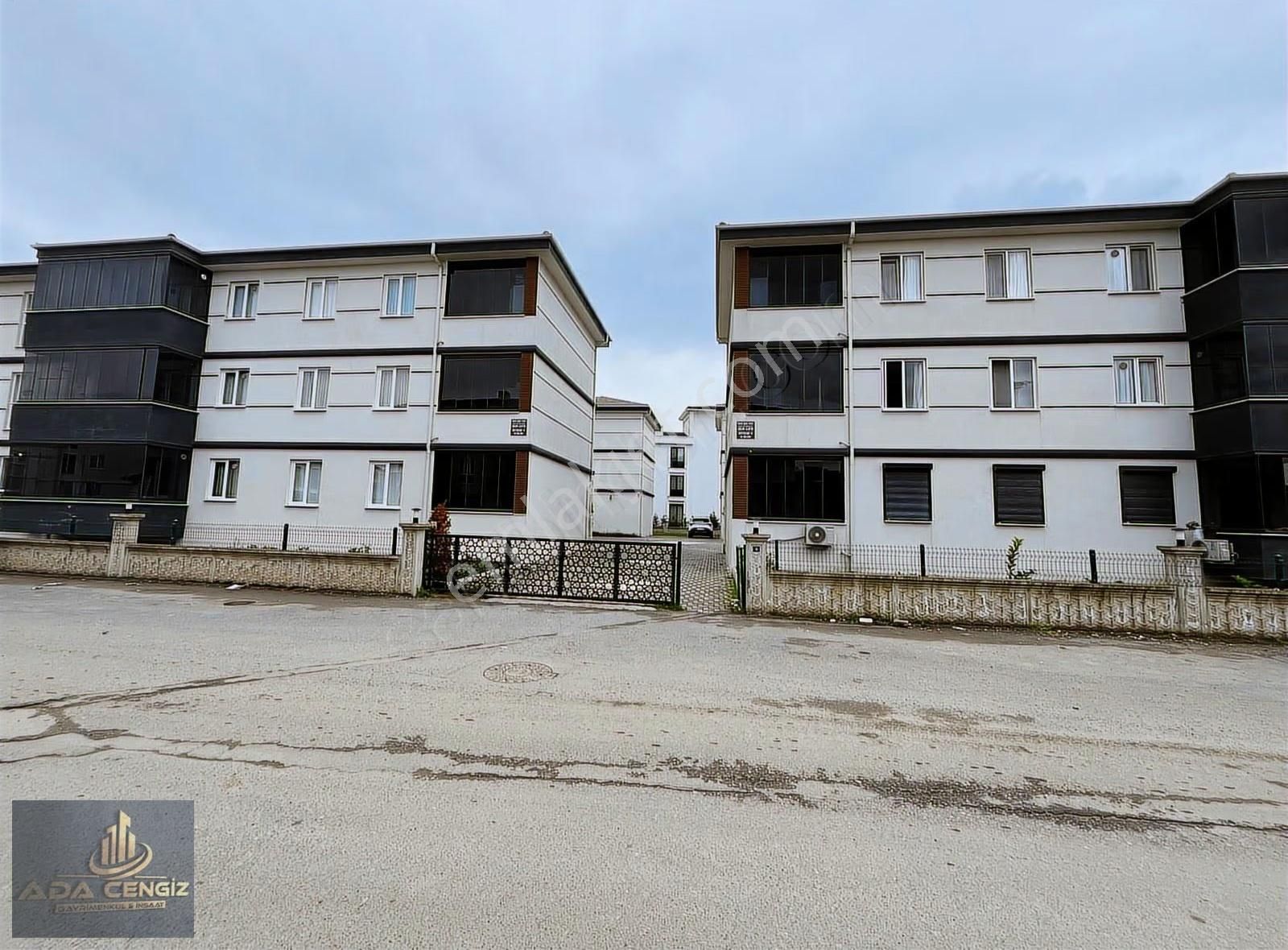 Serdivan Vatan Mah. Site İçerisindeasansörlü 3+1 140 M2 Daire - Görsel 14