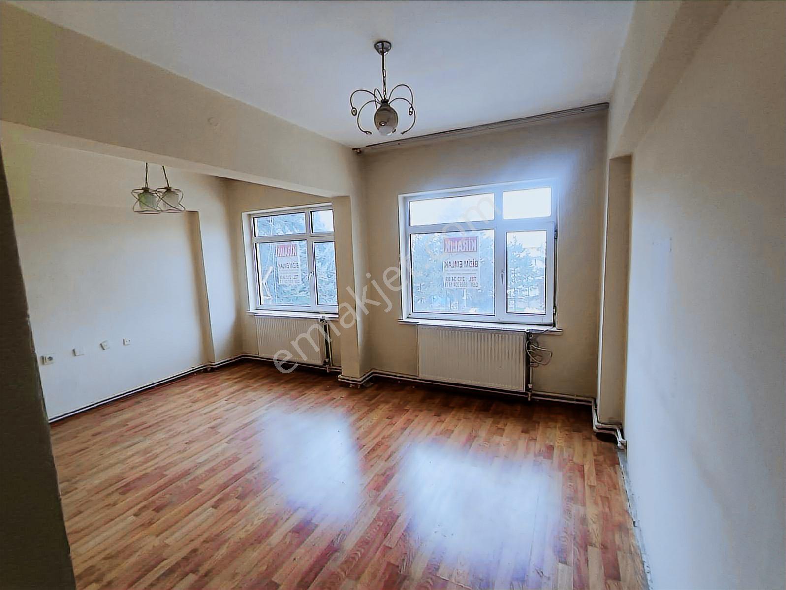 Tokat Bizim Emlaktan Kiralık Daire - Görsel 4