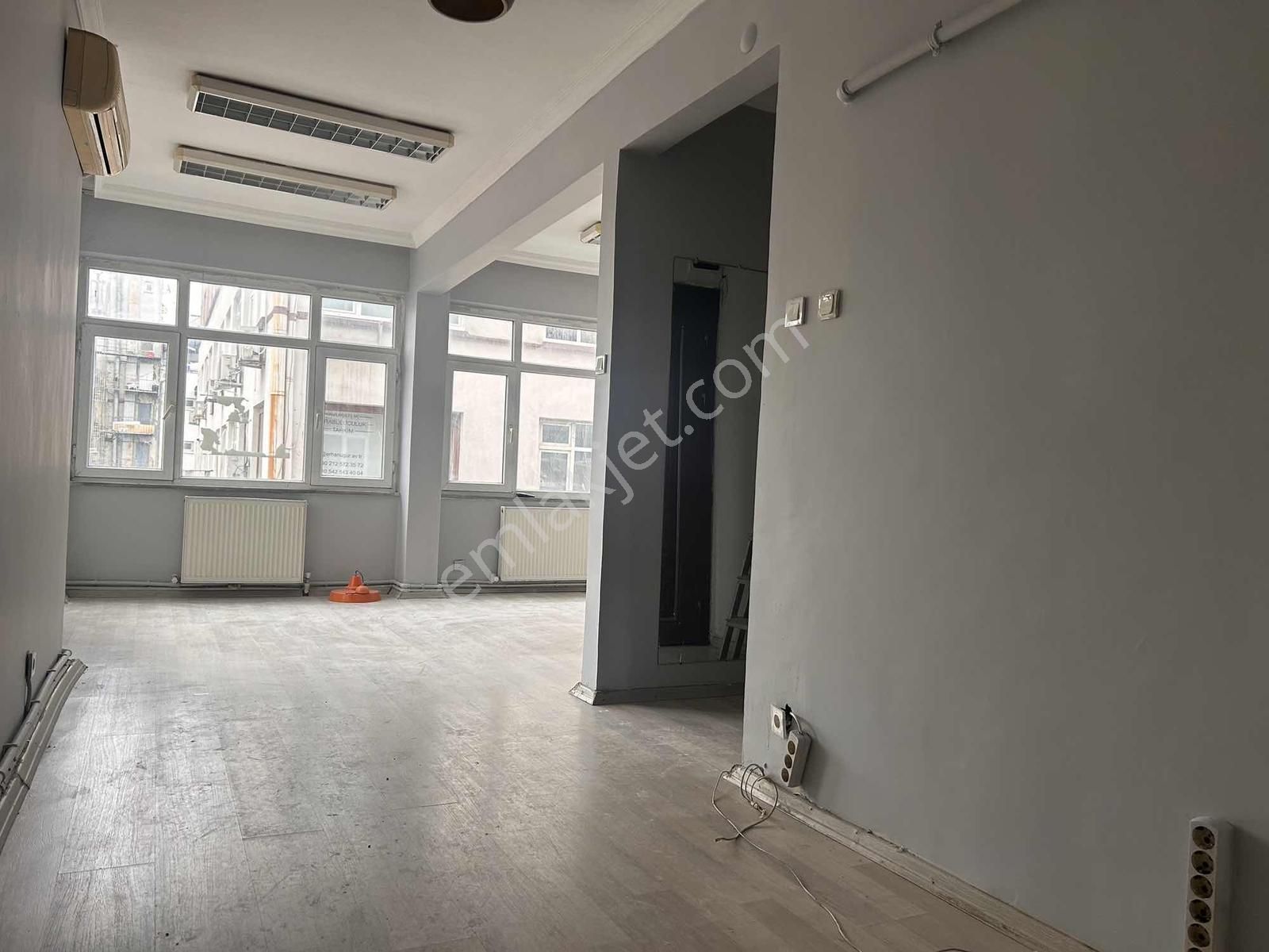 Marmaraya Yakın 2.kat 1+1 Kombili Kiralık Daire - Görsel 12