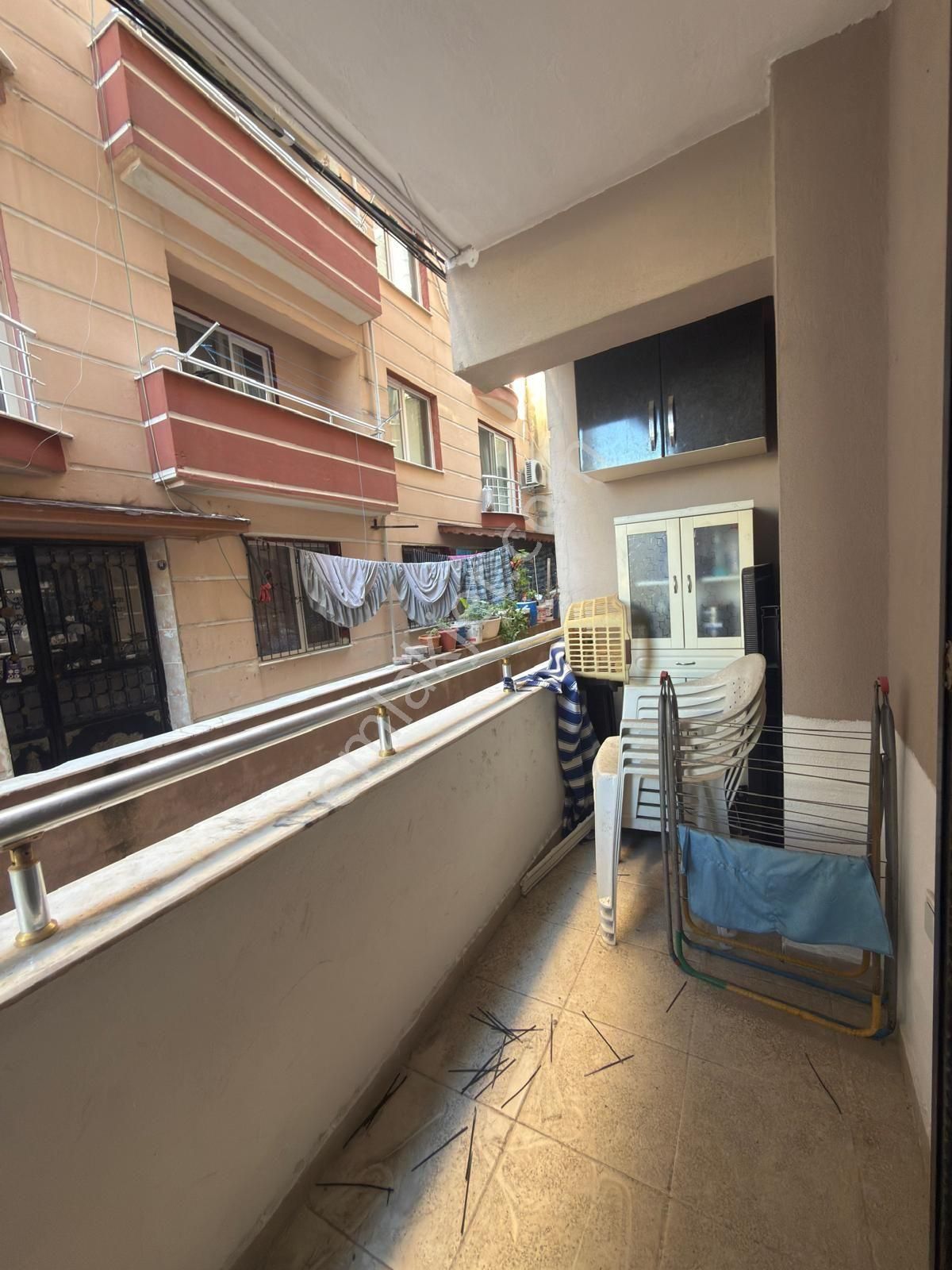 Saadet Korkmaz'dan Merkezde Denize 500 Metre Düzayak Satılık 1+1 Daire - Görsel 13