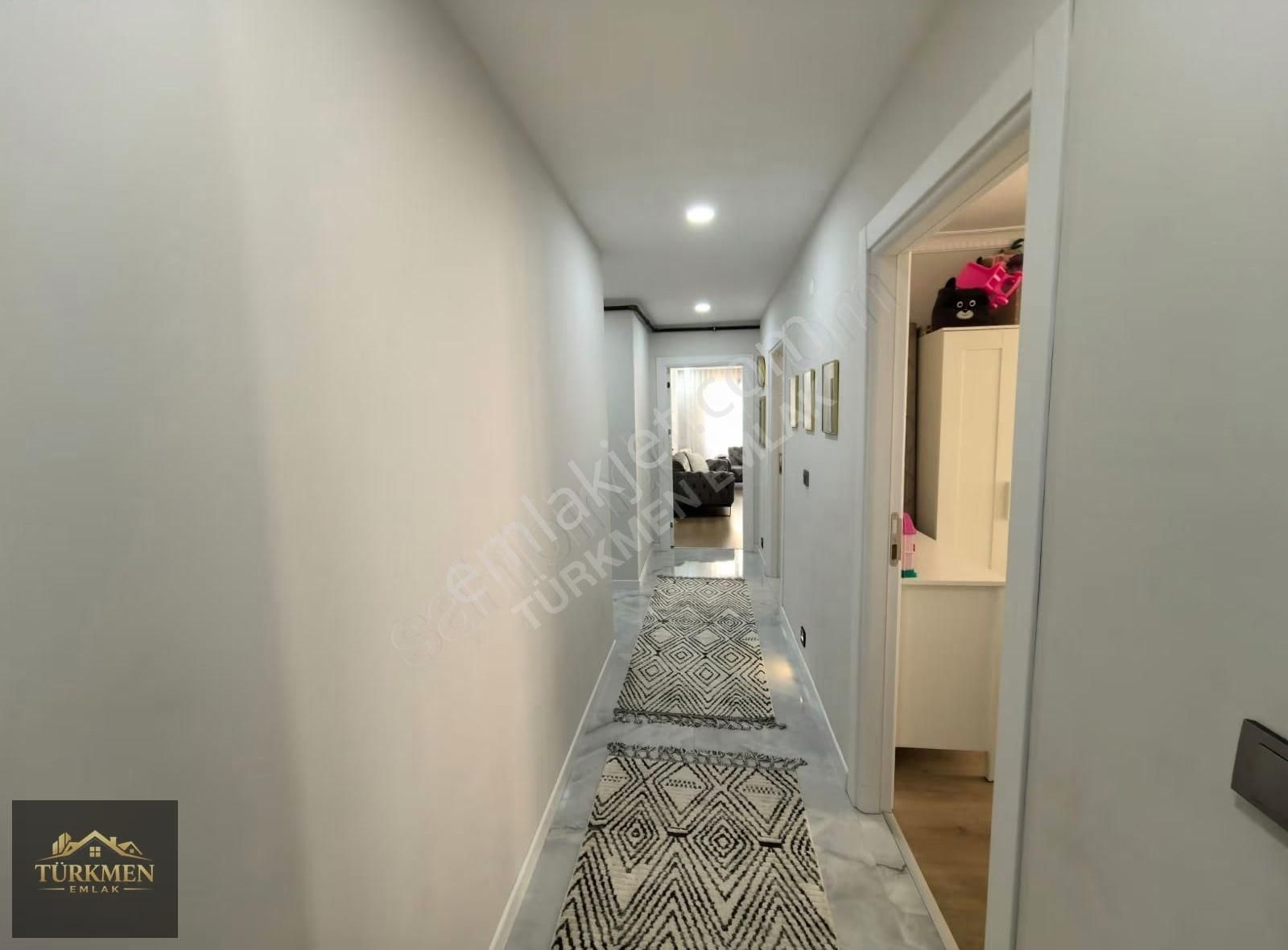 Türkmen Emlak'tan Satılık 1 Yaşında Asansörlü 2+1 Balkonlu Daire - Görsel 7