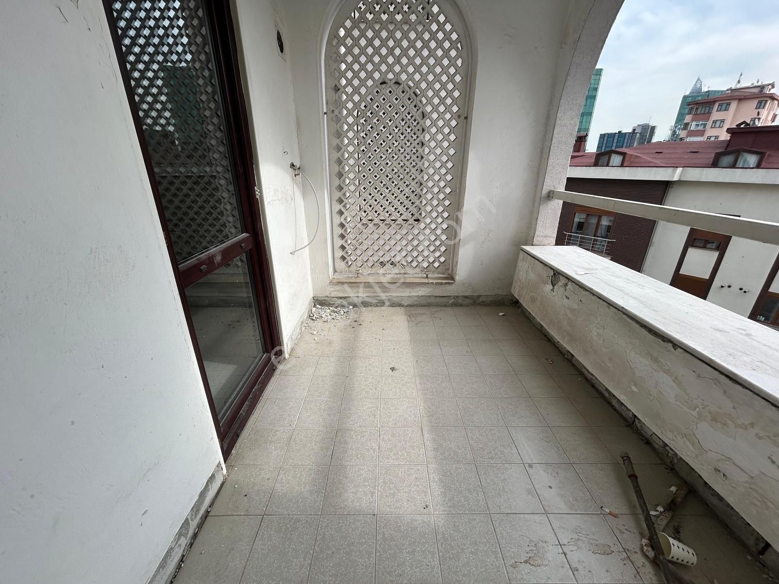 İnönü Caddesi Eke Sitesinde 2+1 Net 90m2 Mimari Dekorlu Balkonlu - Görsel 35