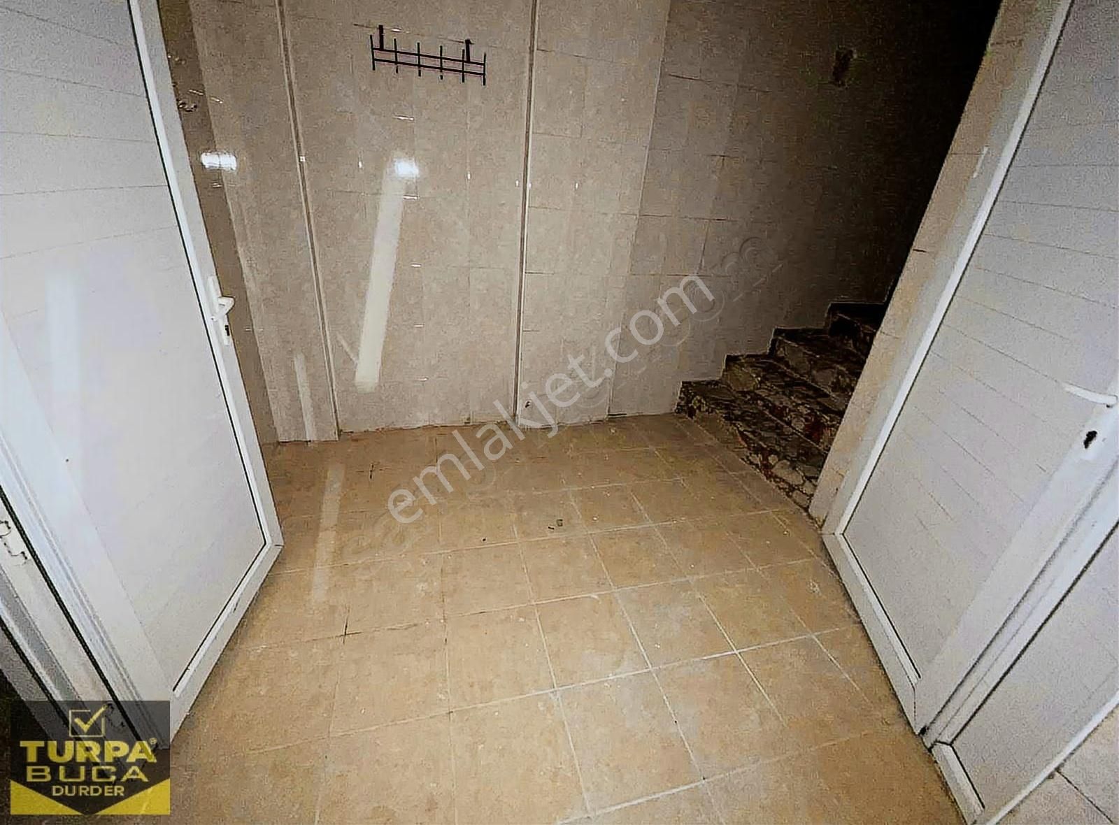 Turpa'dan G.osmanpaşa Caddesi Üstü Yola Geniş Cephe Hava Parasız - Görsel 21