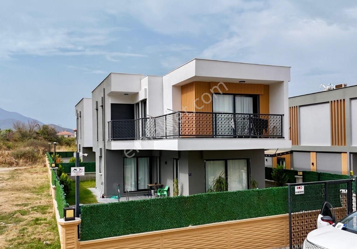 Kuşadası Güzelçamlı Da 3+1 Özel Havuzlu Müstakil Villa - Görsel 2