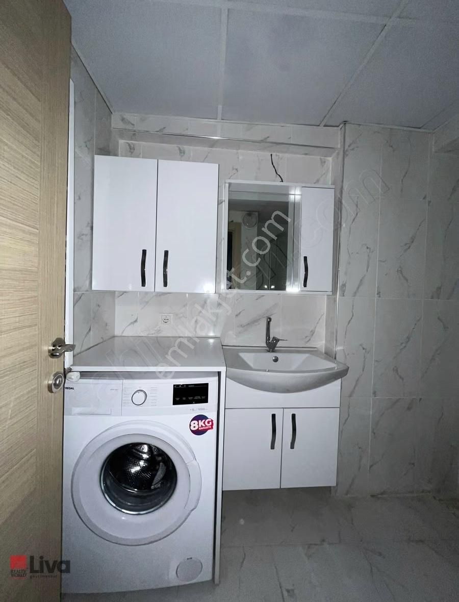 Rw Liva Dan Balıkesir Nef Karşısı Teraslı Dubleks Eşyalı 1+1 - Görsel 24