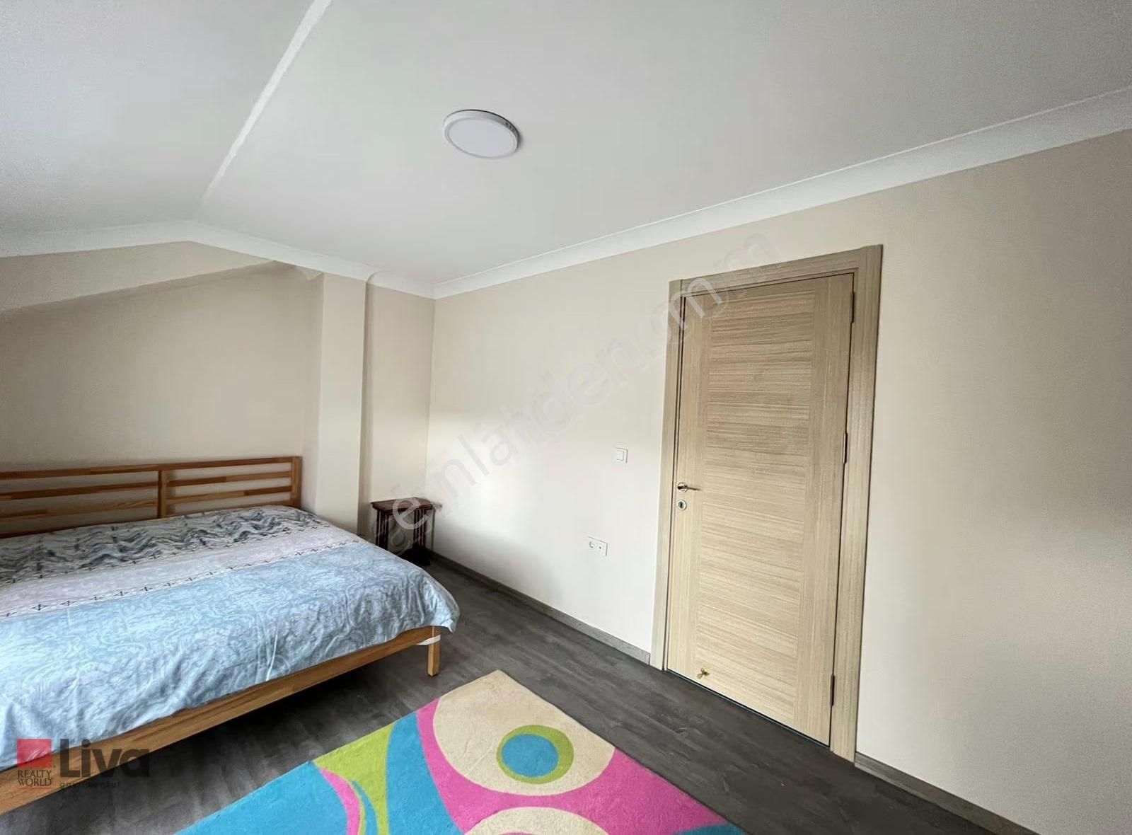 Rw Liva Dan Balıkesir Nef Karşısı Teraslı Dubleks Eşyalı 1+1 - Görsel 3